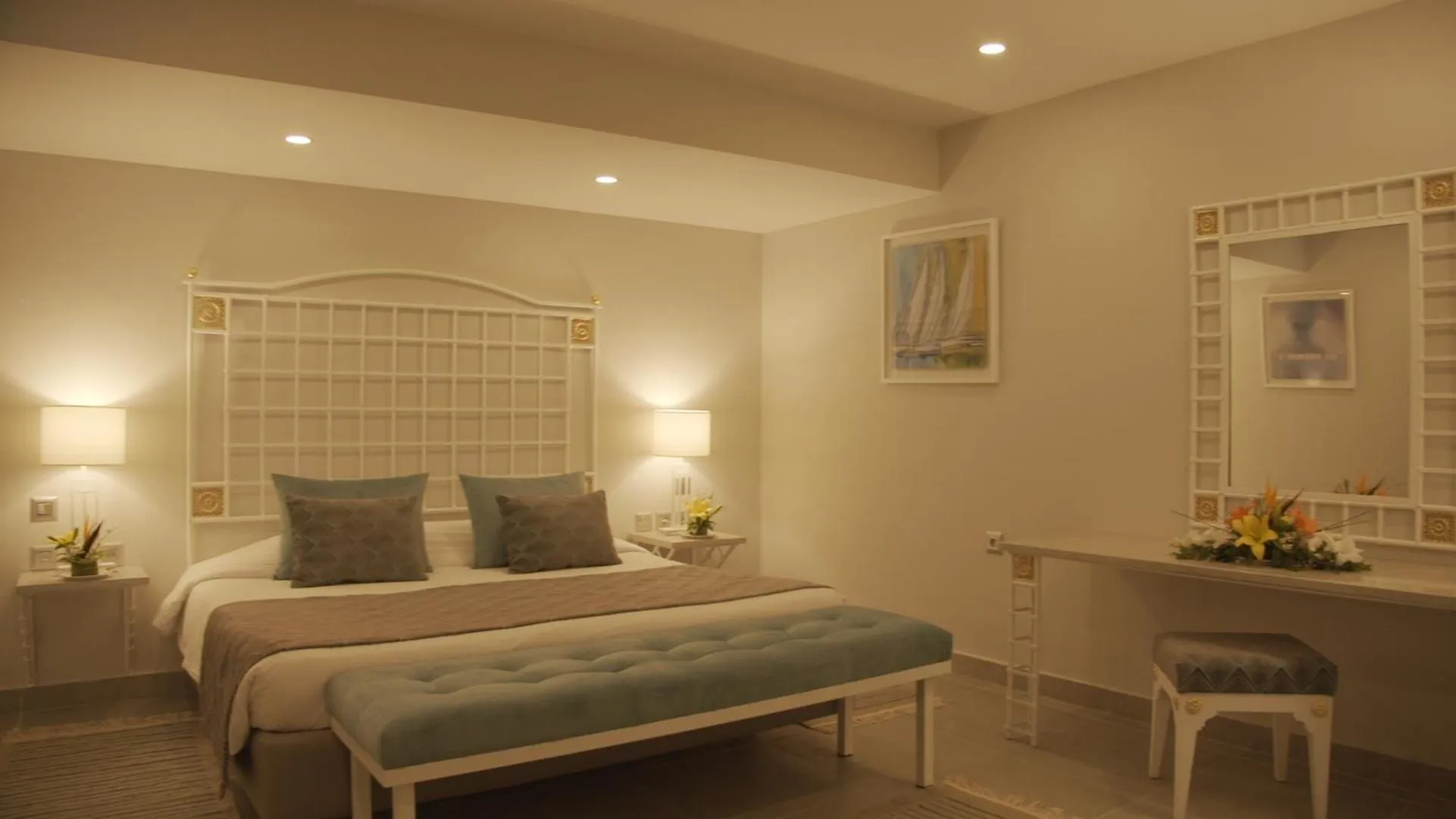 Bedroom, Bed in Suites Hôtel Les Charmilles & Spa