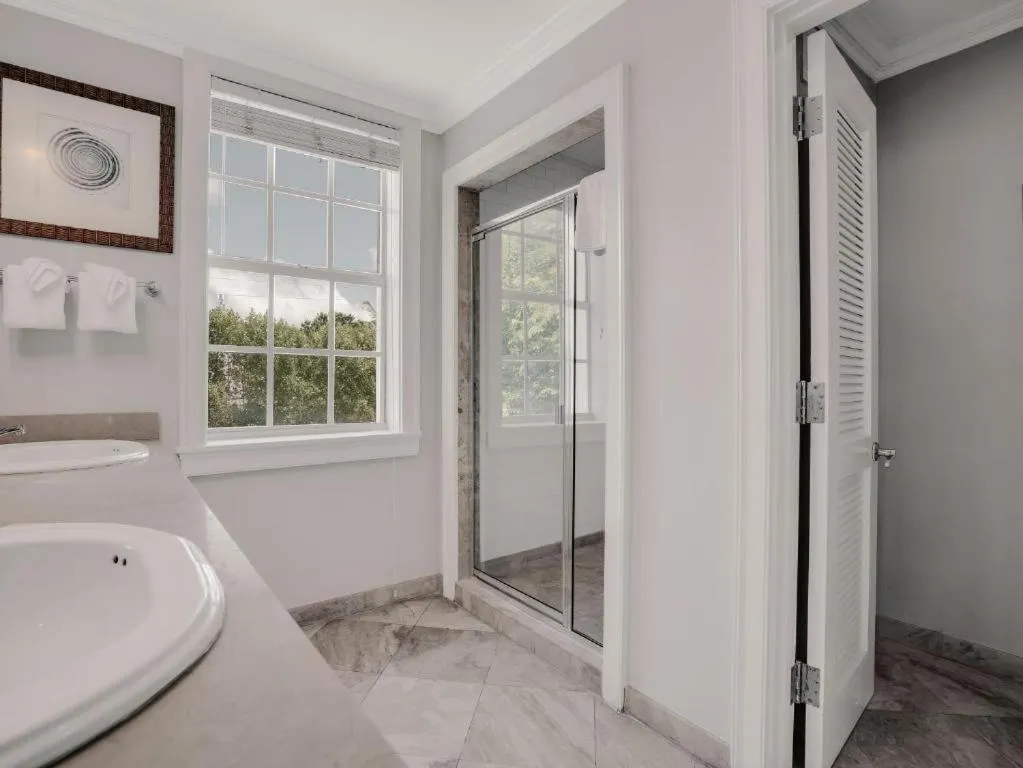 Valentines Resort & Marina