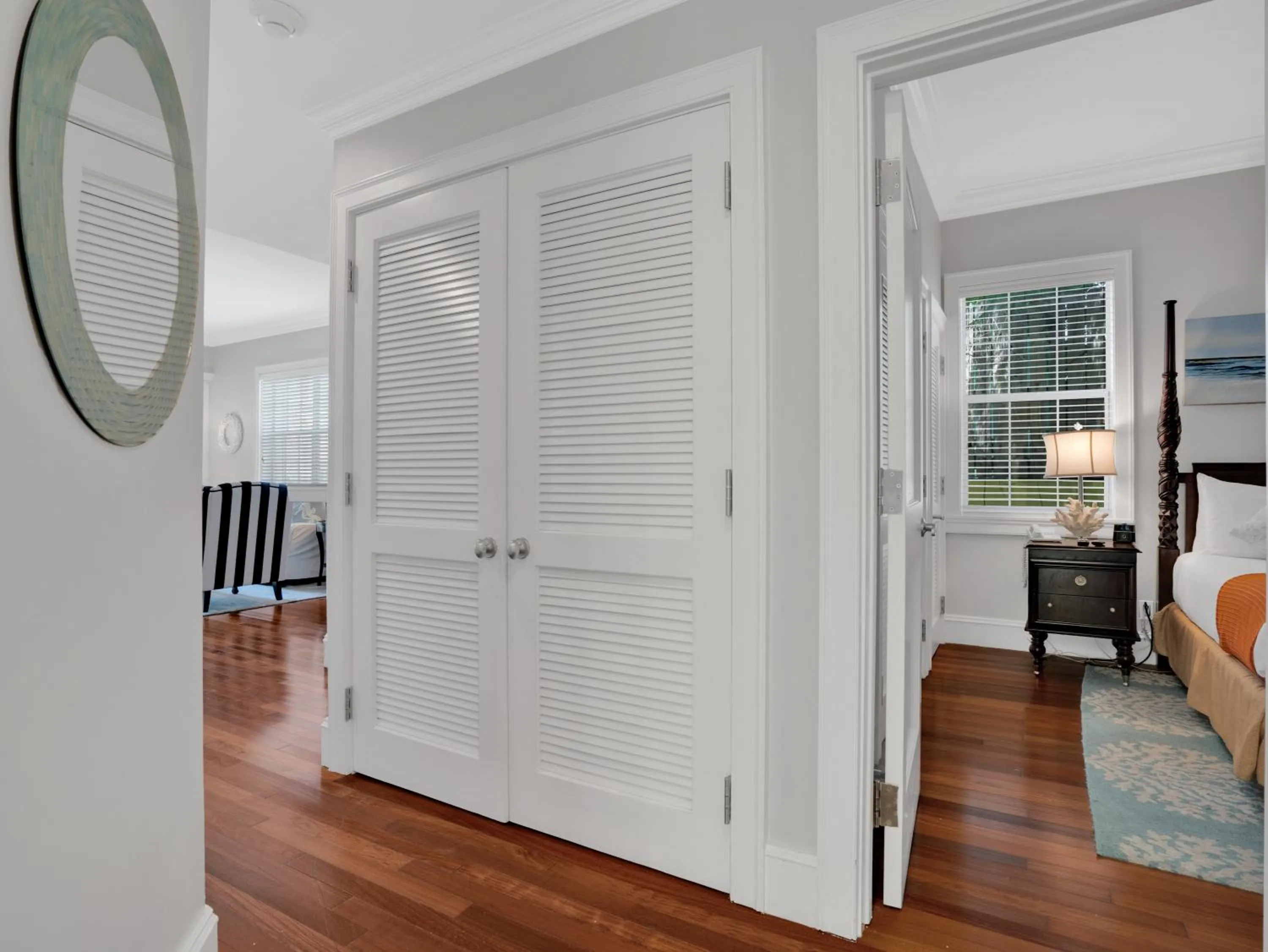 Facade/entrance in Valentines Resort & Marina