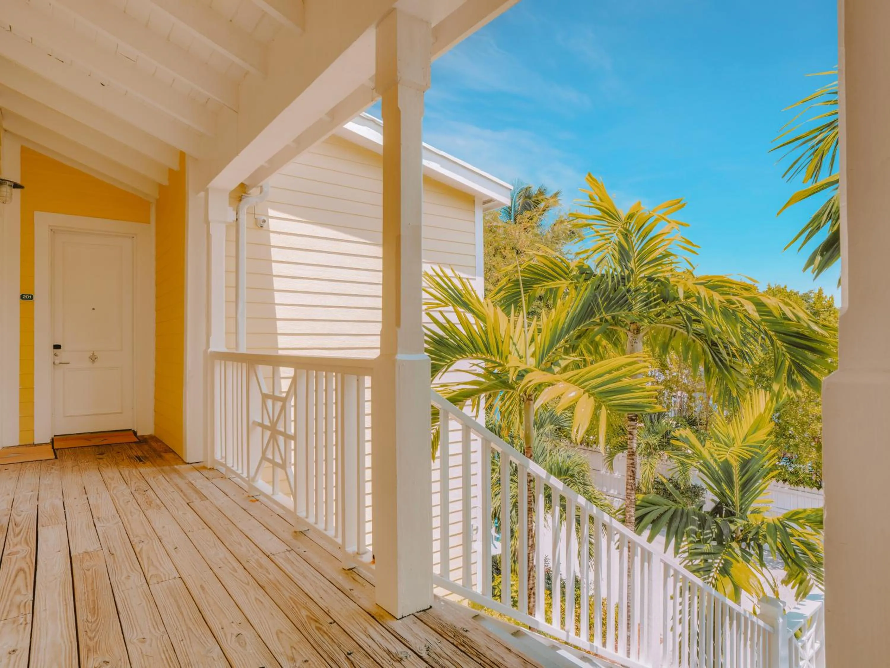 Balcony/Terrace in Valentines Resort & Marina