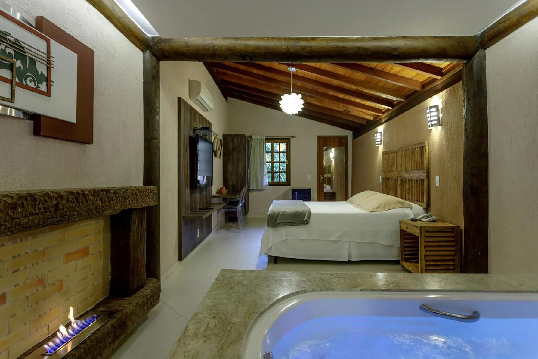 Bedroom, Bed in Pousada Cantagalo