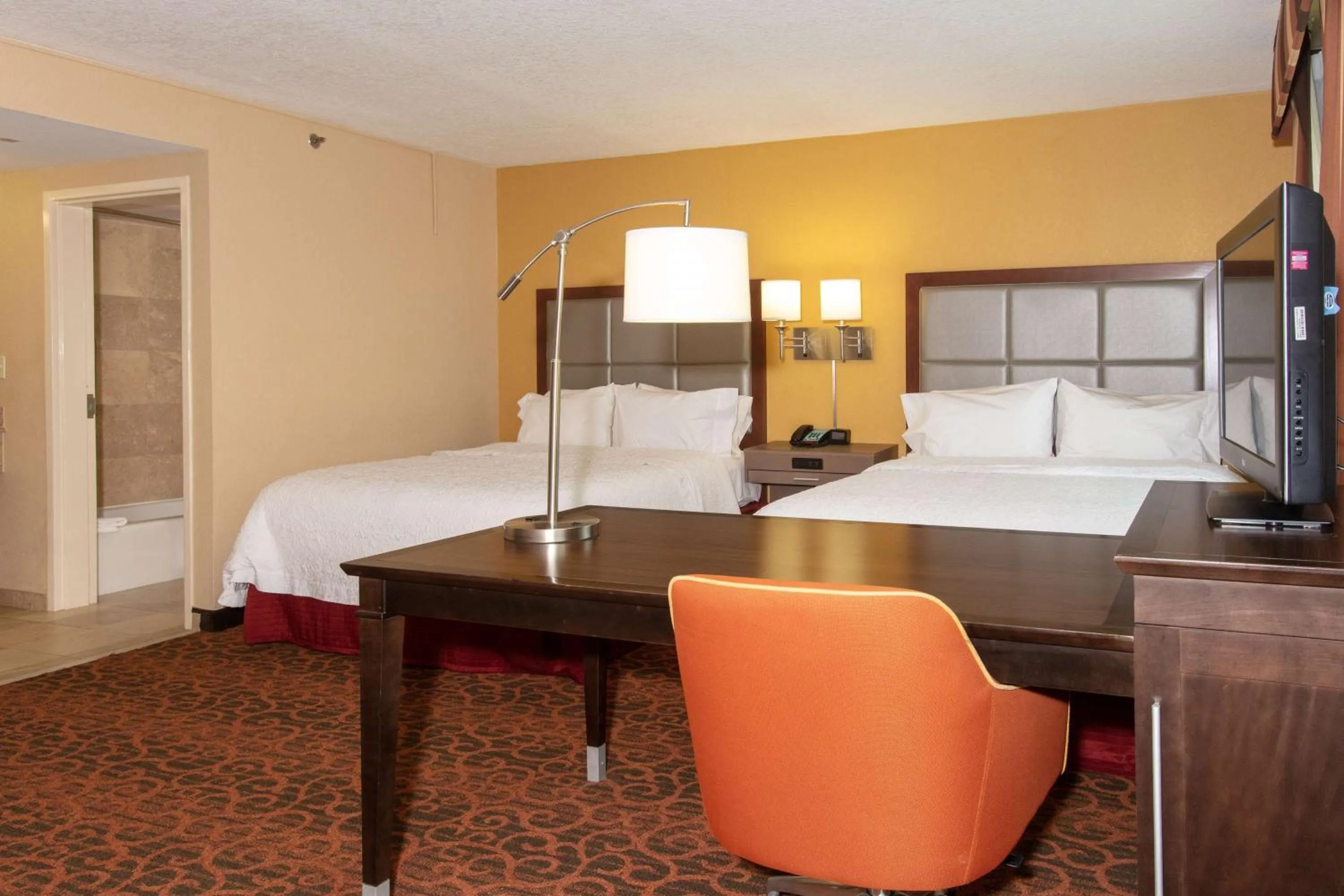 Bedroom, Bed in Hampton Inn & Suites Jacksonville-Airport