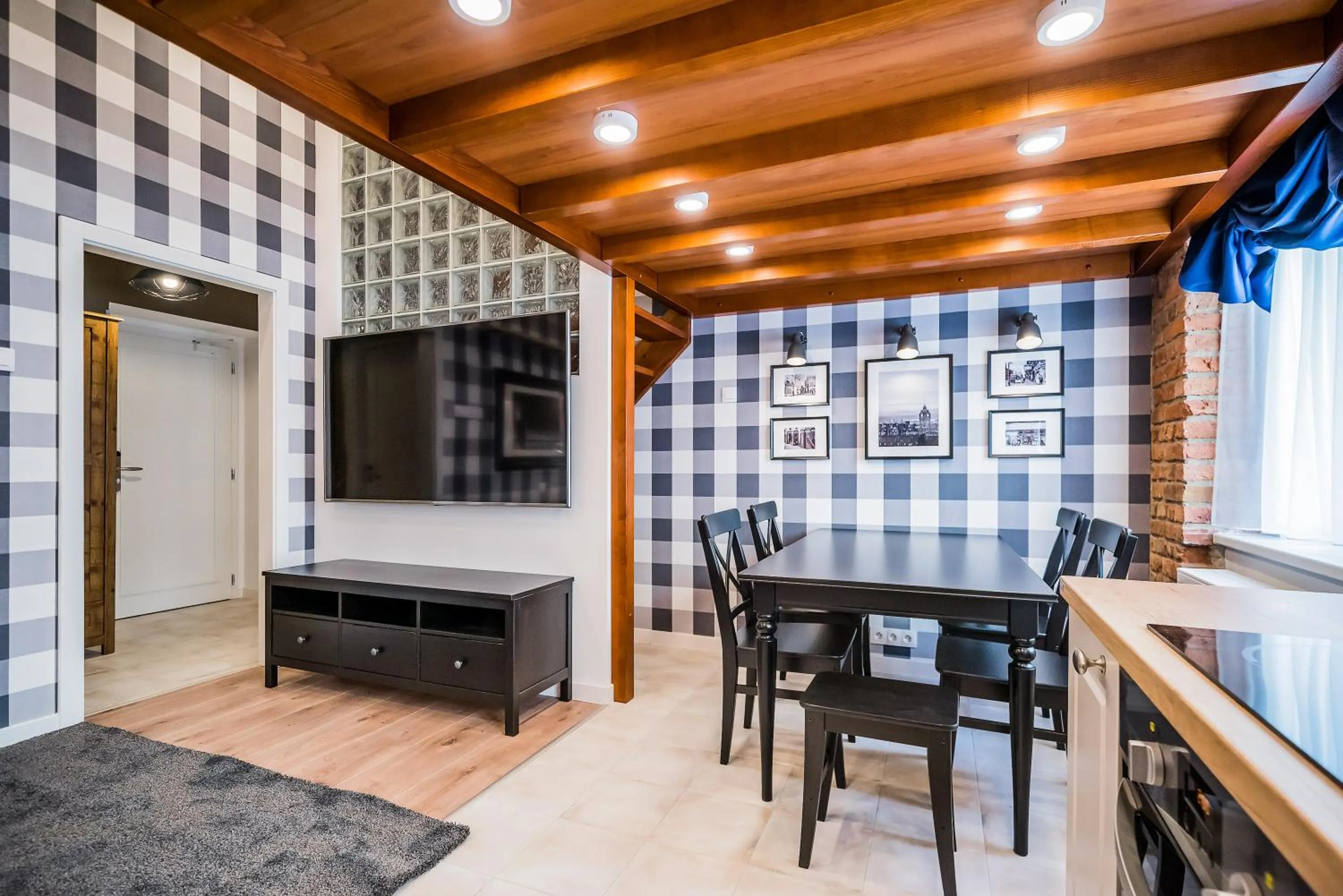 TV and multimedia in Revelton Studios Karlovy Vary