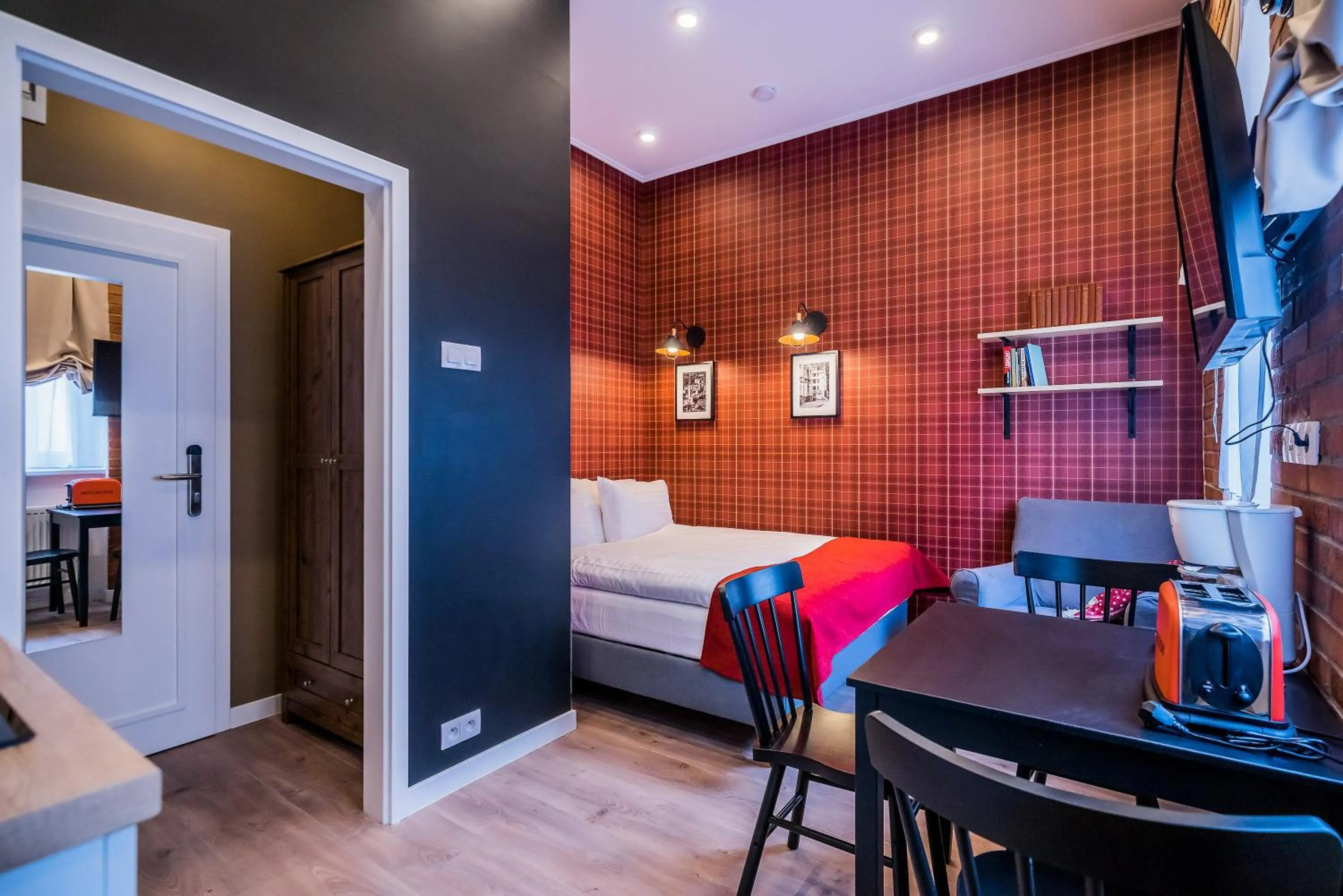 Photo of the whole room, Bed in Revelton Studios Karlovy Vary