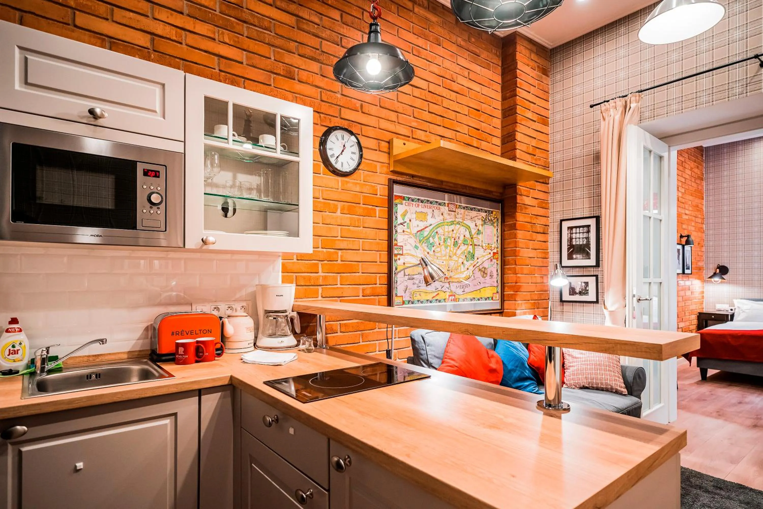 Coffee/tea facilities in Revelton Studios Karlovy Vary