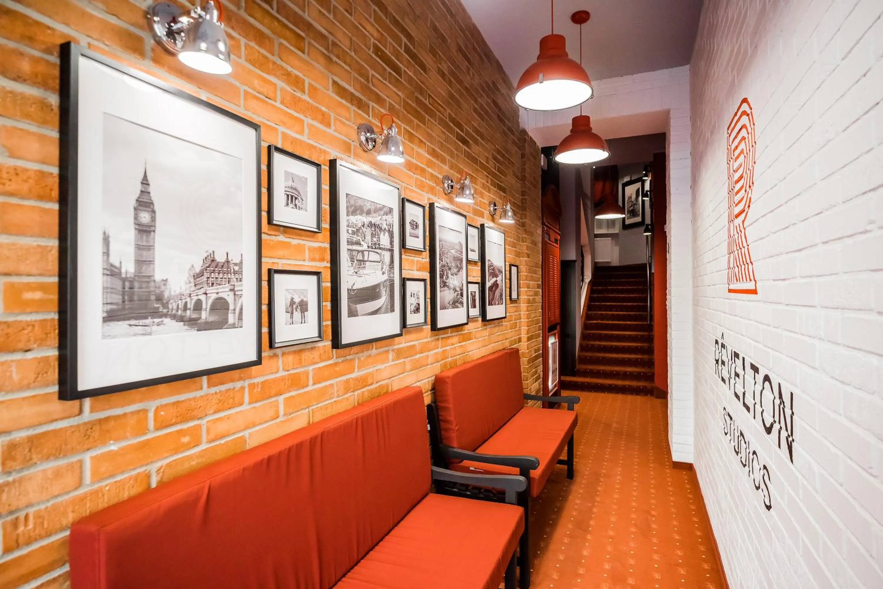 Lobby or reception in Revelton Studios Karlovy Vary