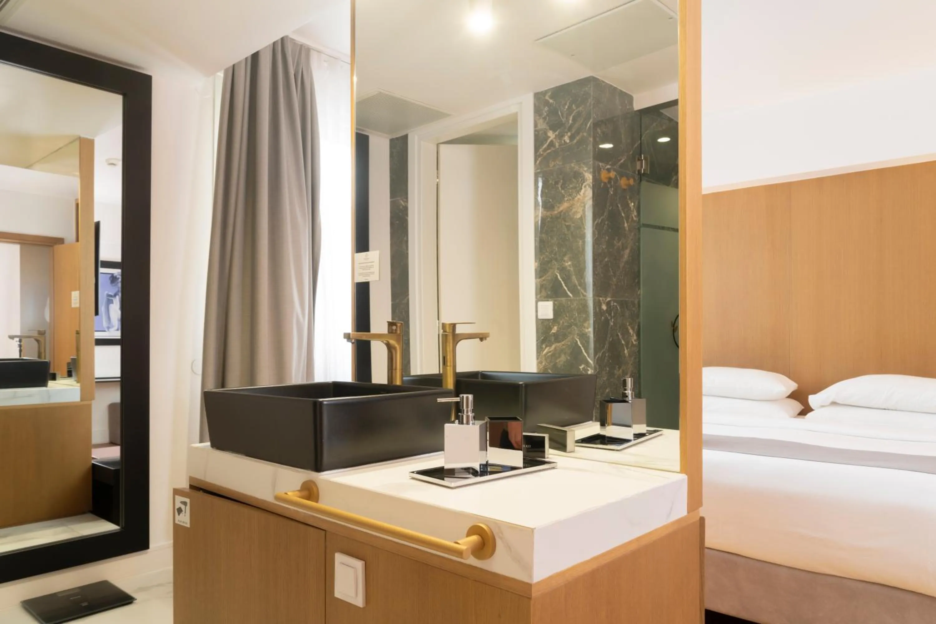 Bed in Elia Ermou Athens Hotel