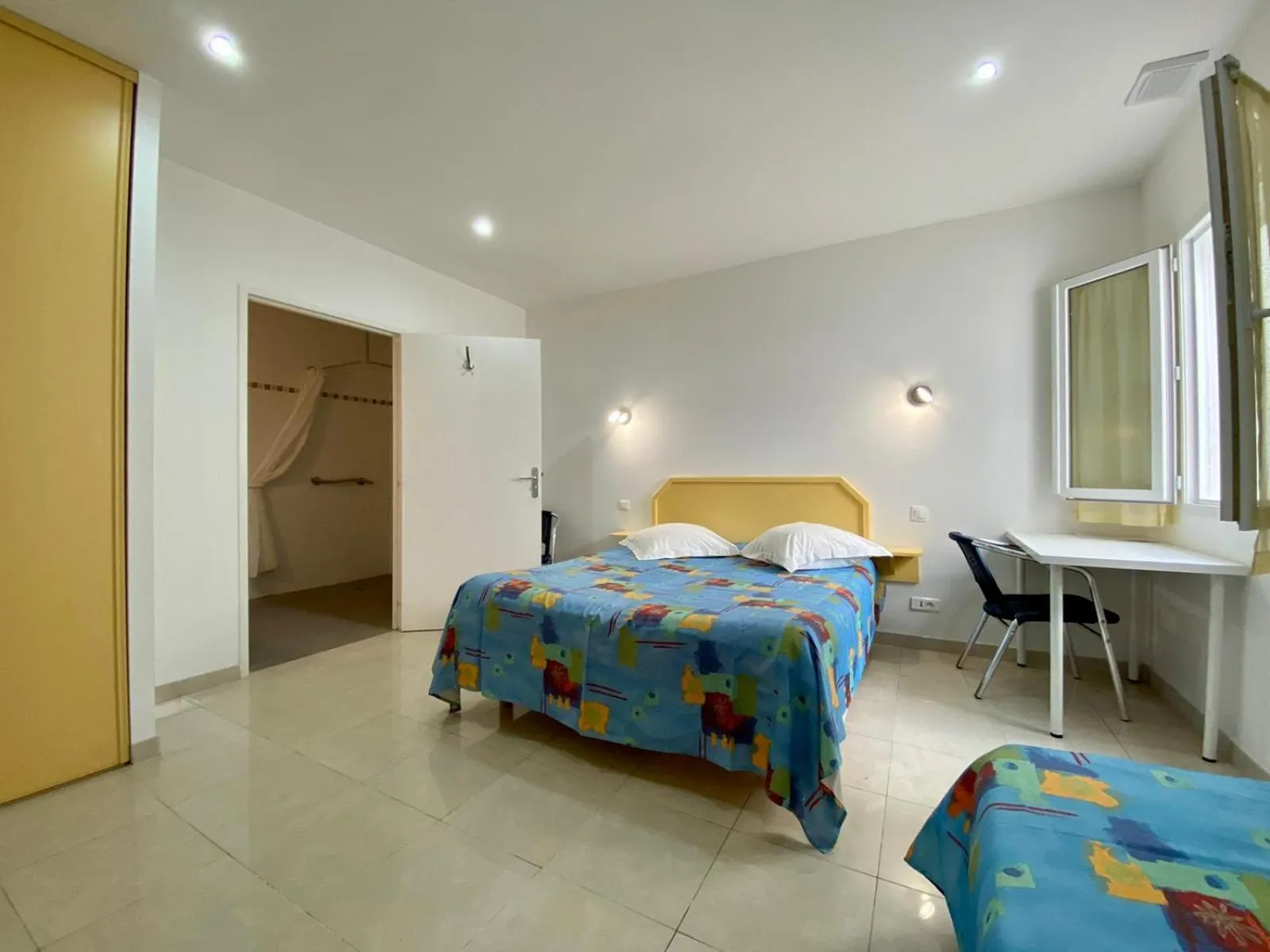 Bedroom in Hotel Myriam Vias Plage