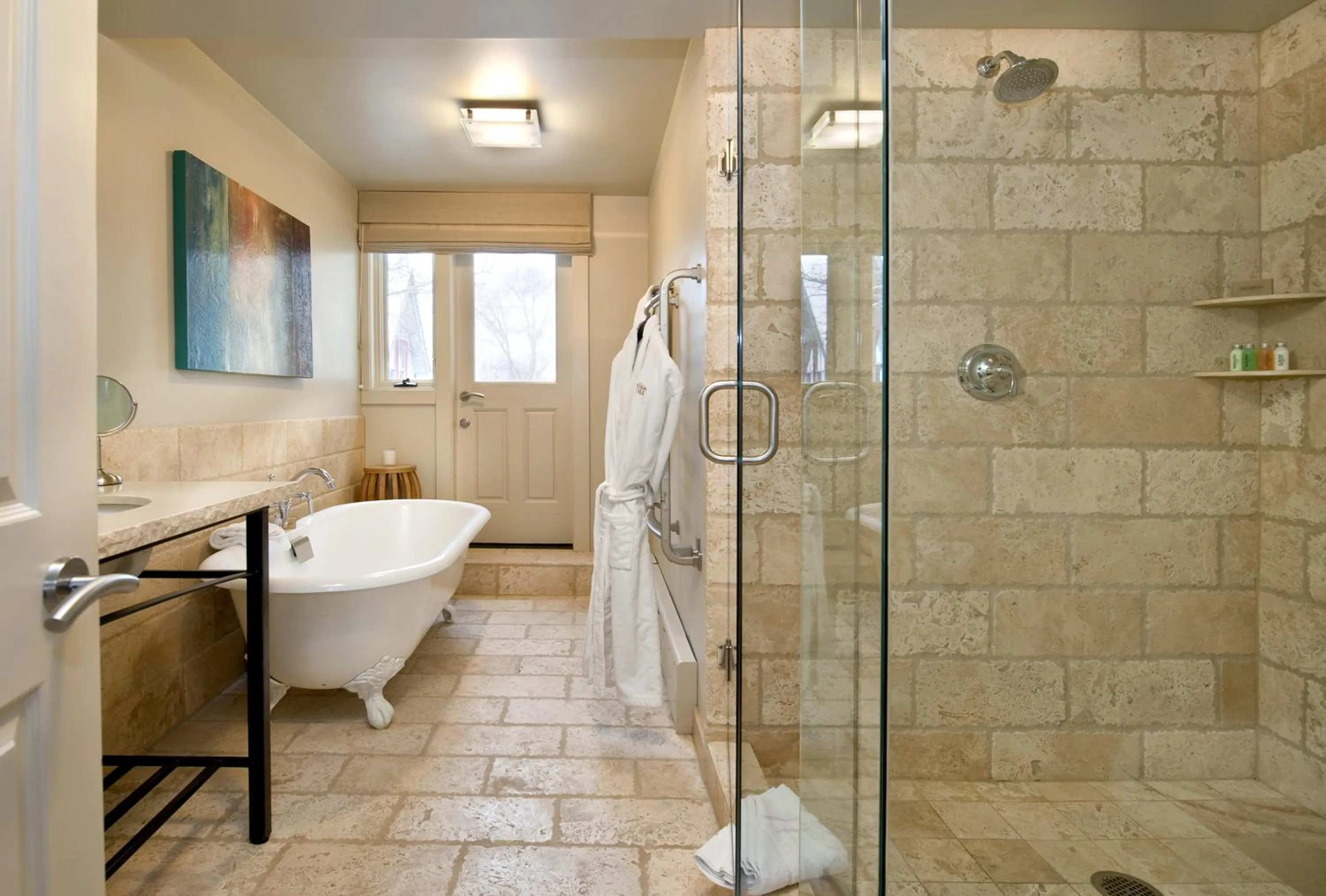 Bathroom in Hotel Columbia