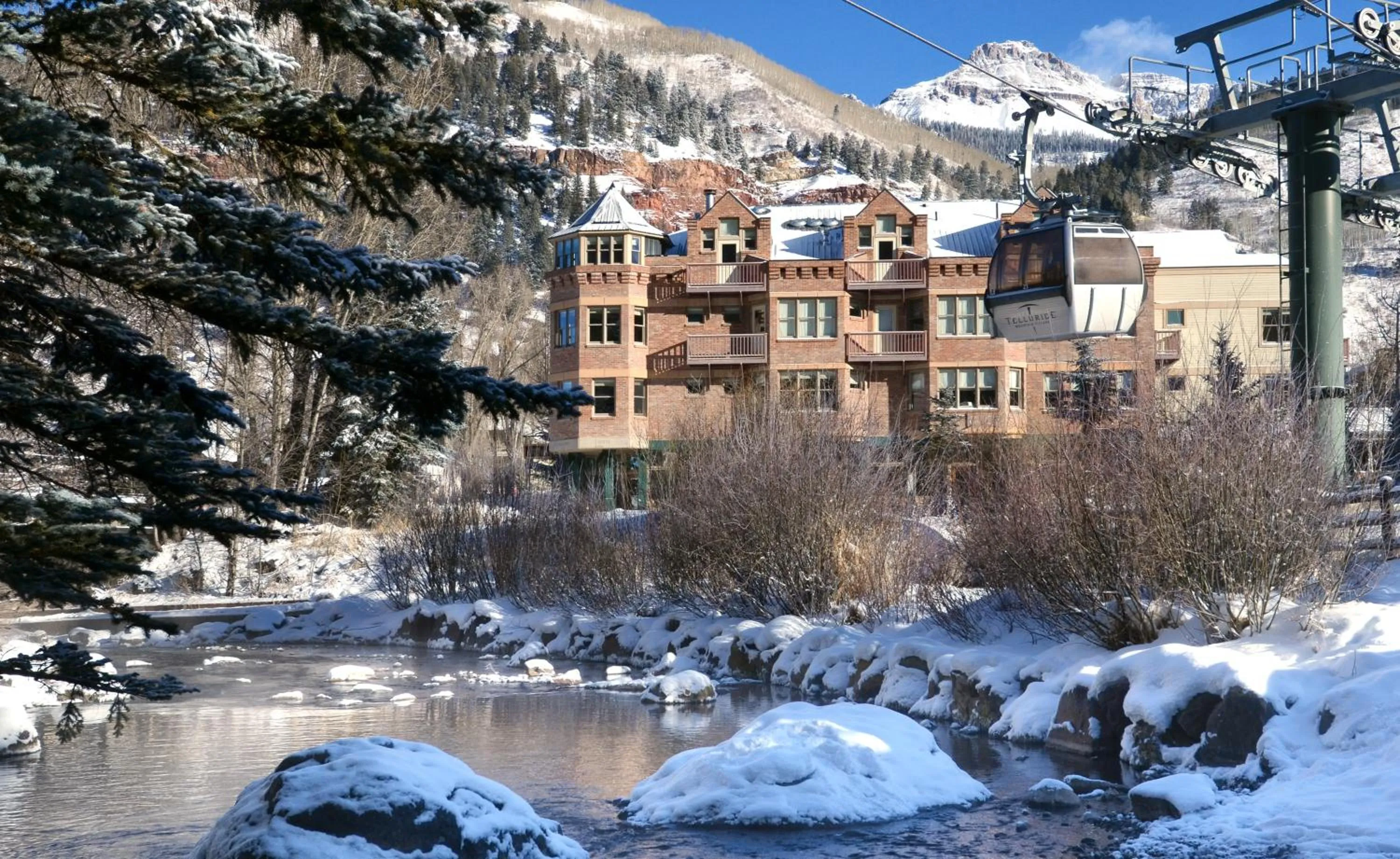 Property building in Hotel Columbia