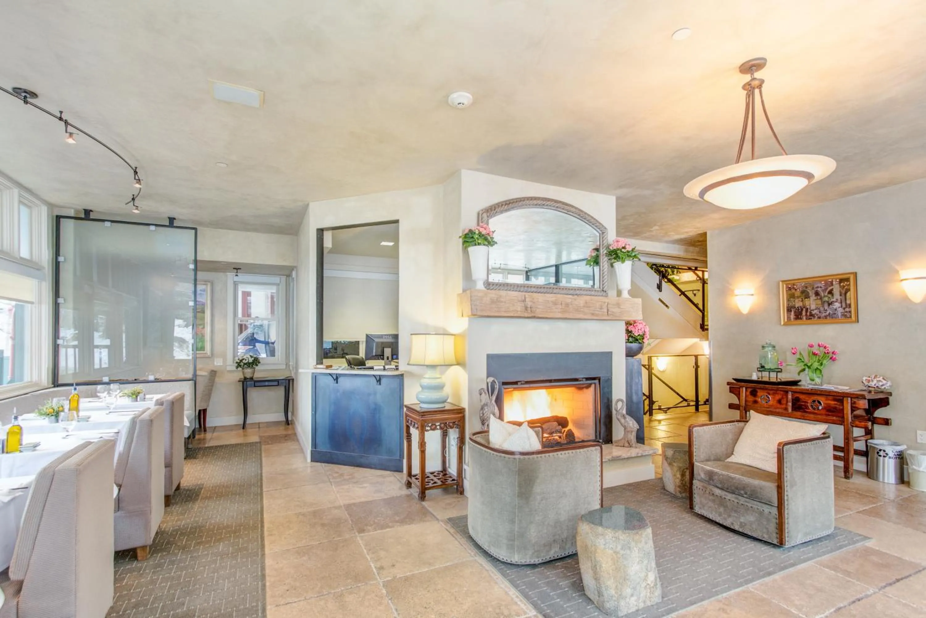 Lobby or reception in Hotel Columbia