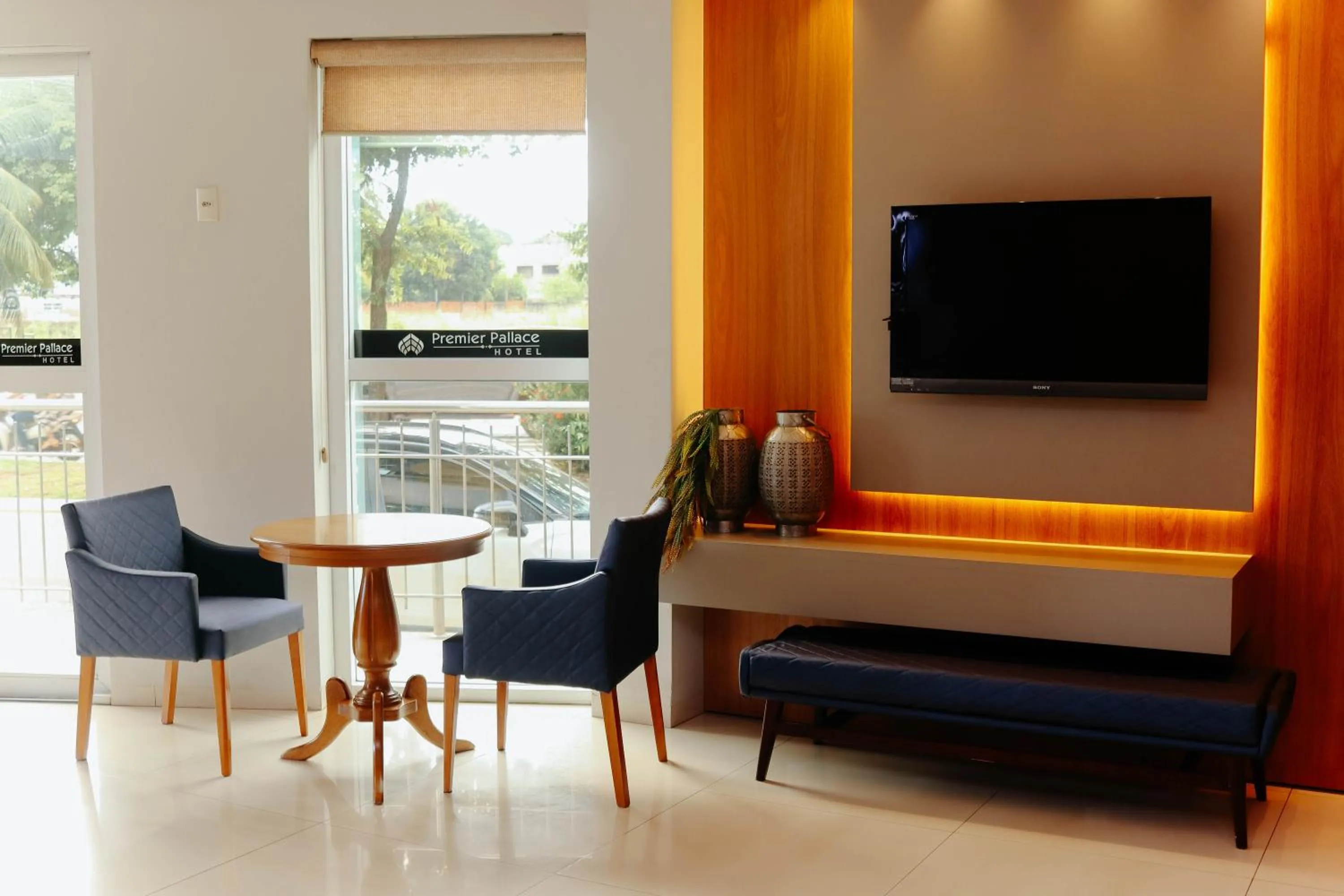 Premier Pallace Hotel