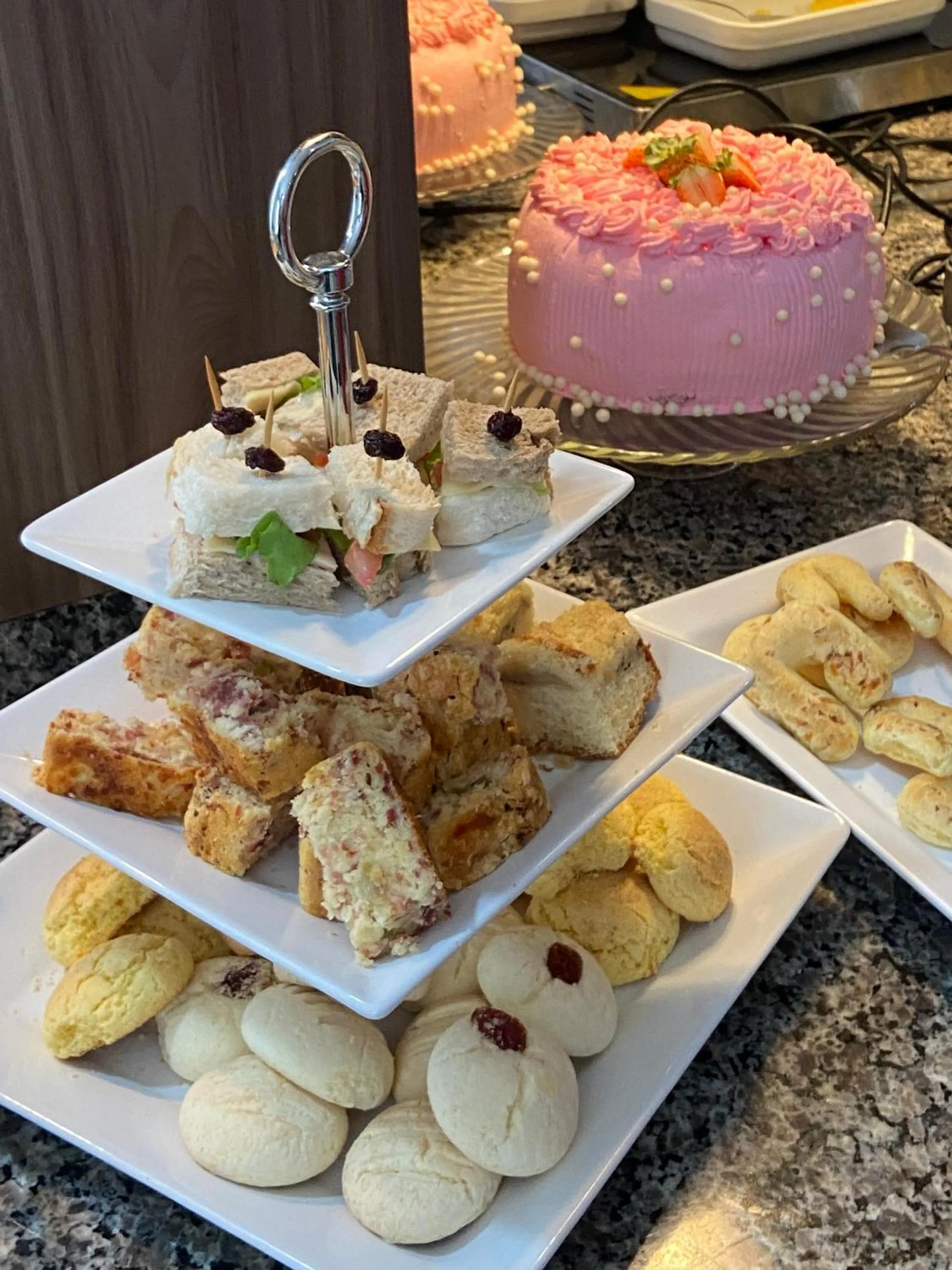 Food and drinks in Premier Pallace Hotel