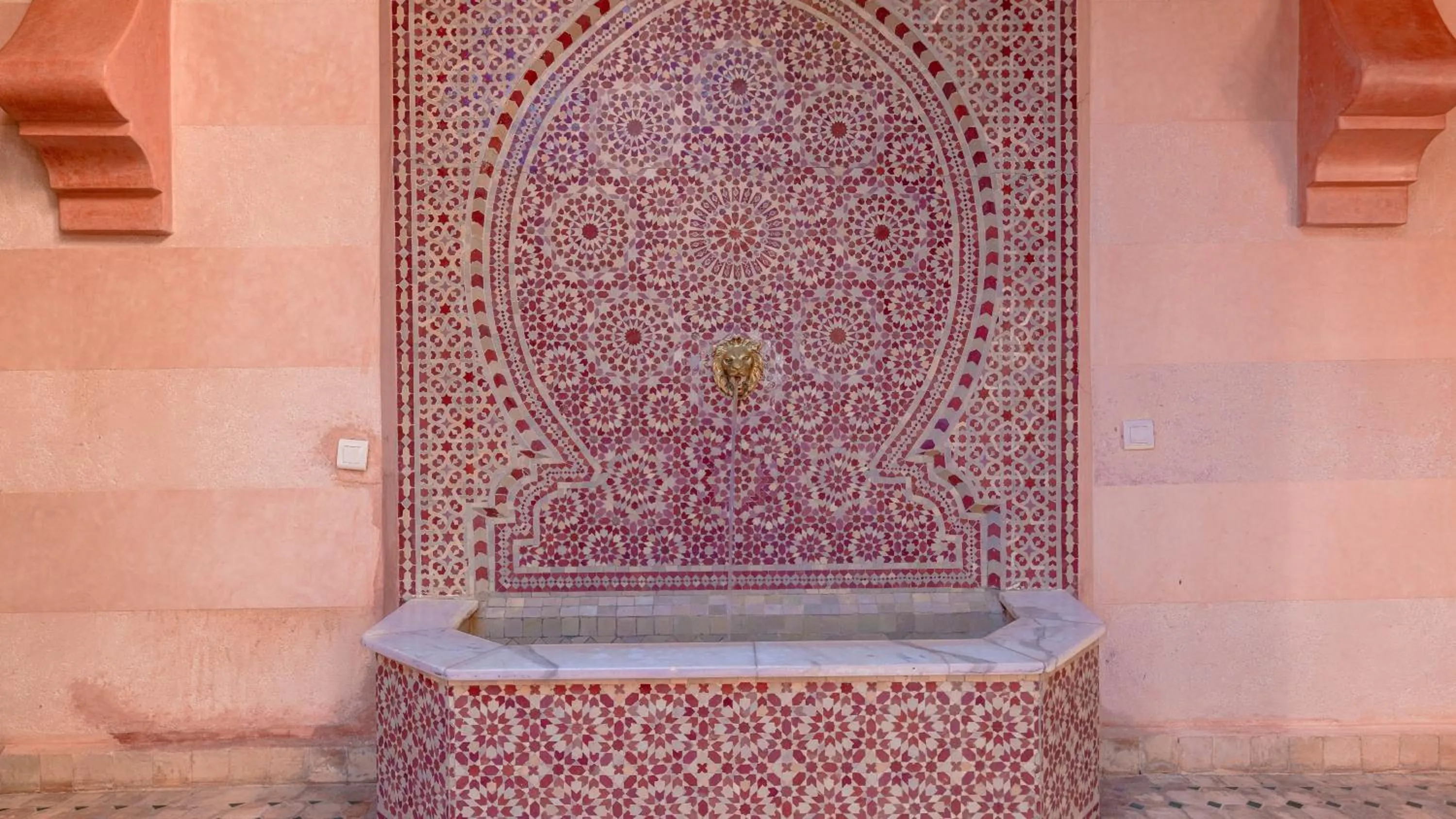 Inner courtyard view in L'OLIVERAIE DE L'ATLAS