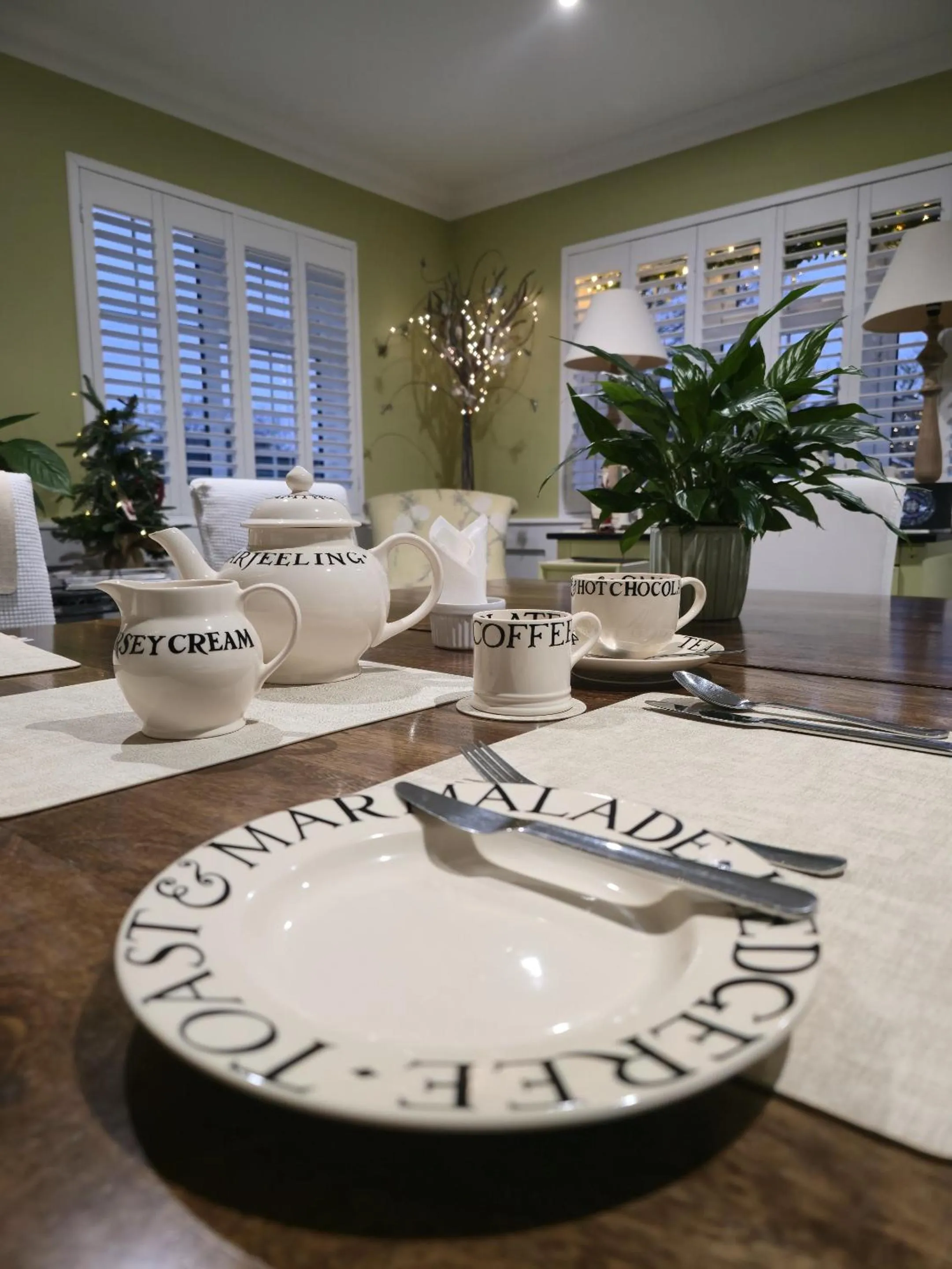 Dining area in Wisteria Haze