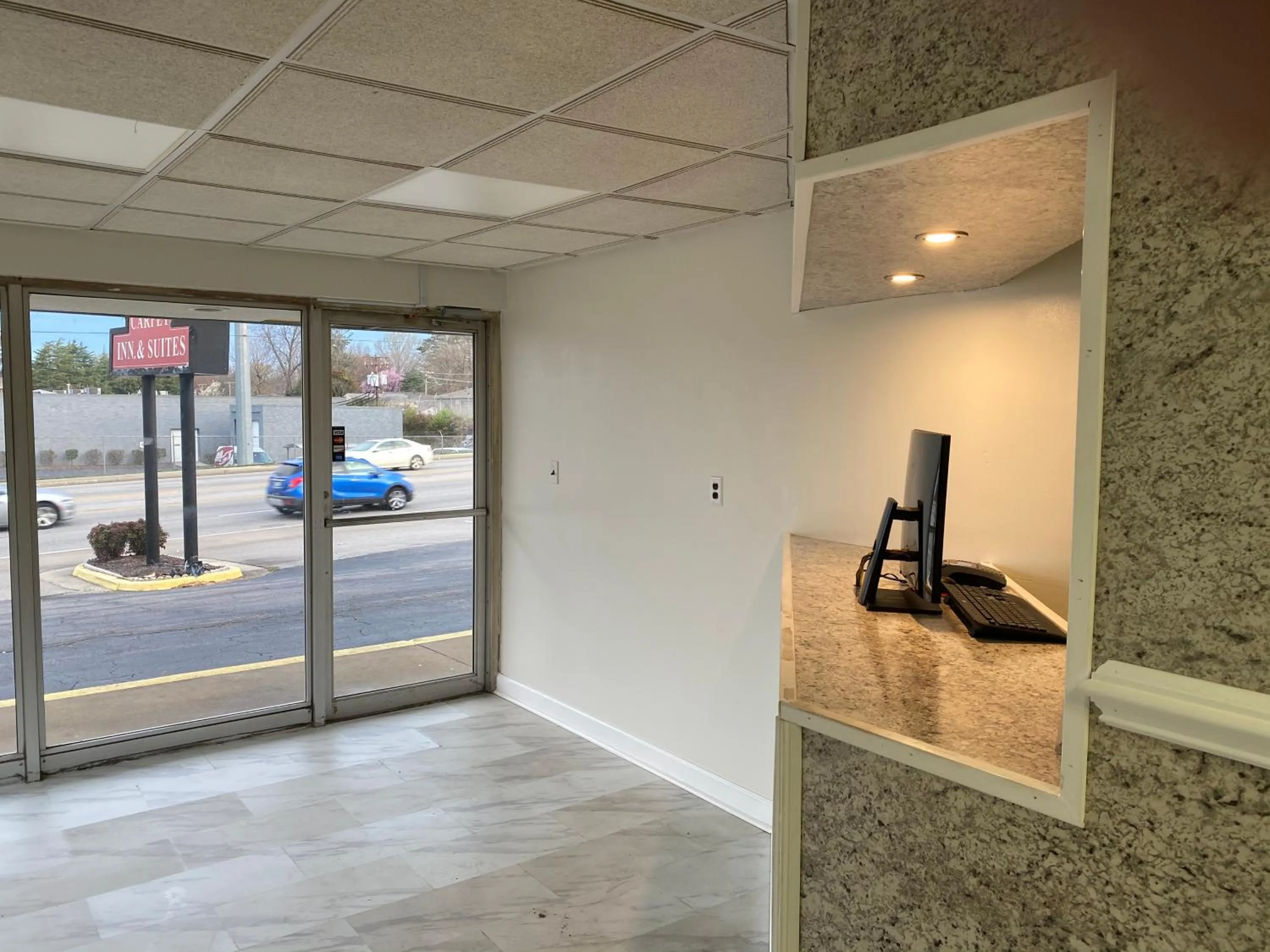 Red Carpet Inn & Suites - Danville