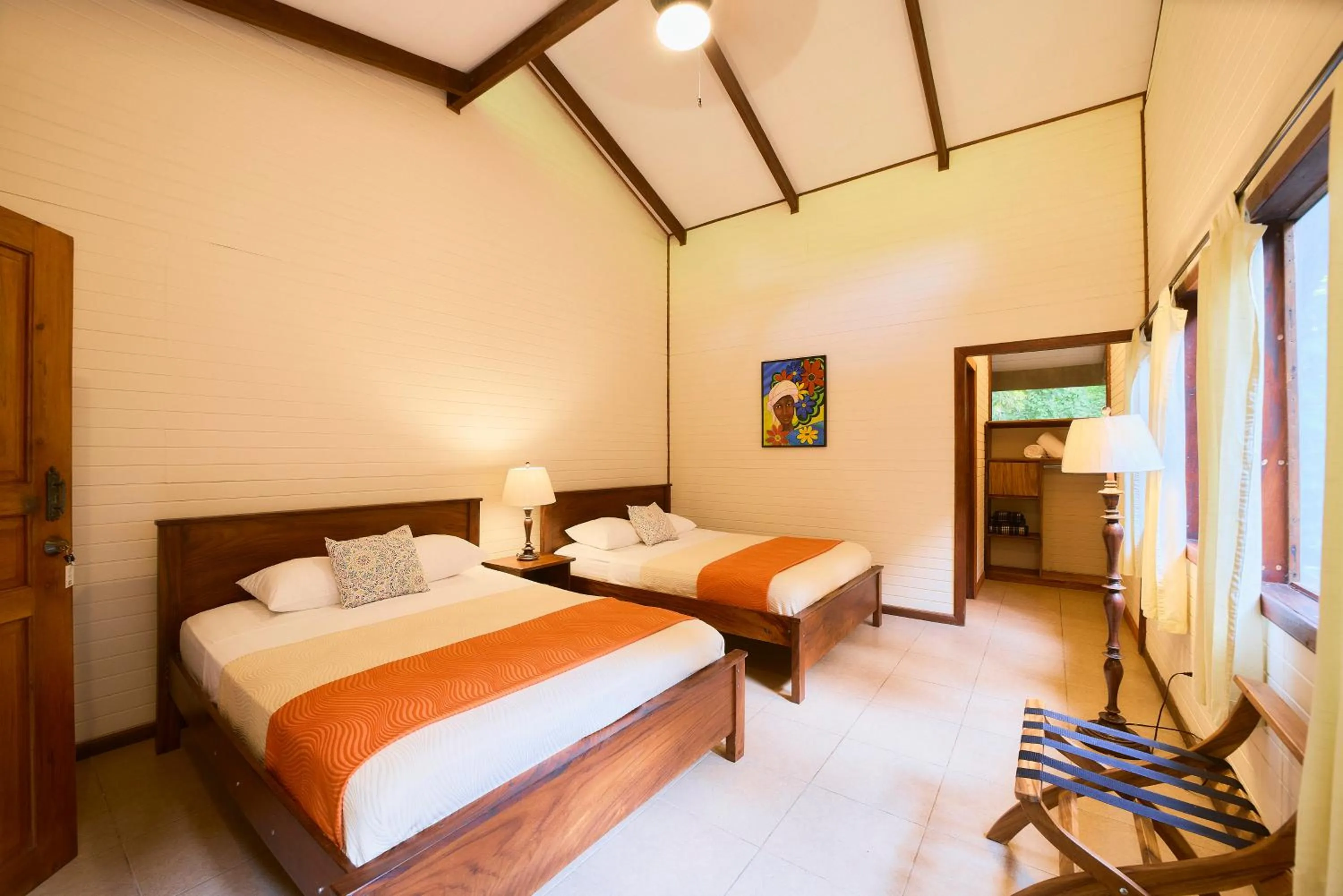 Bed in Evergreen Lodge