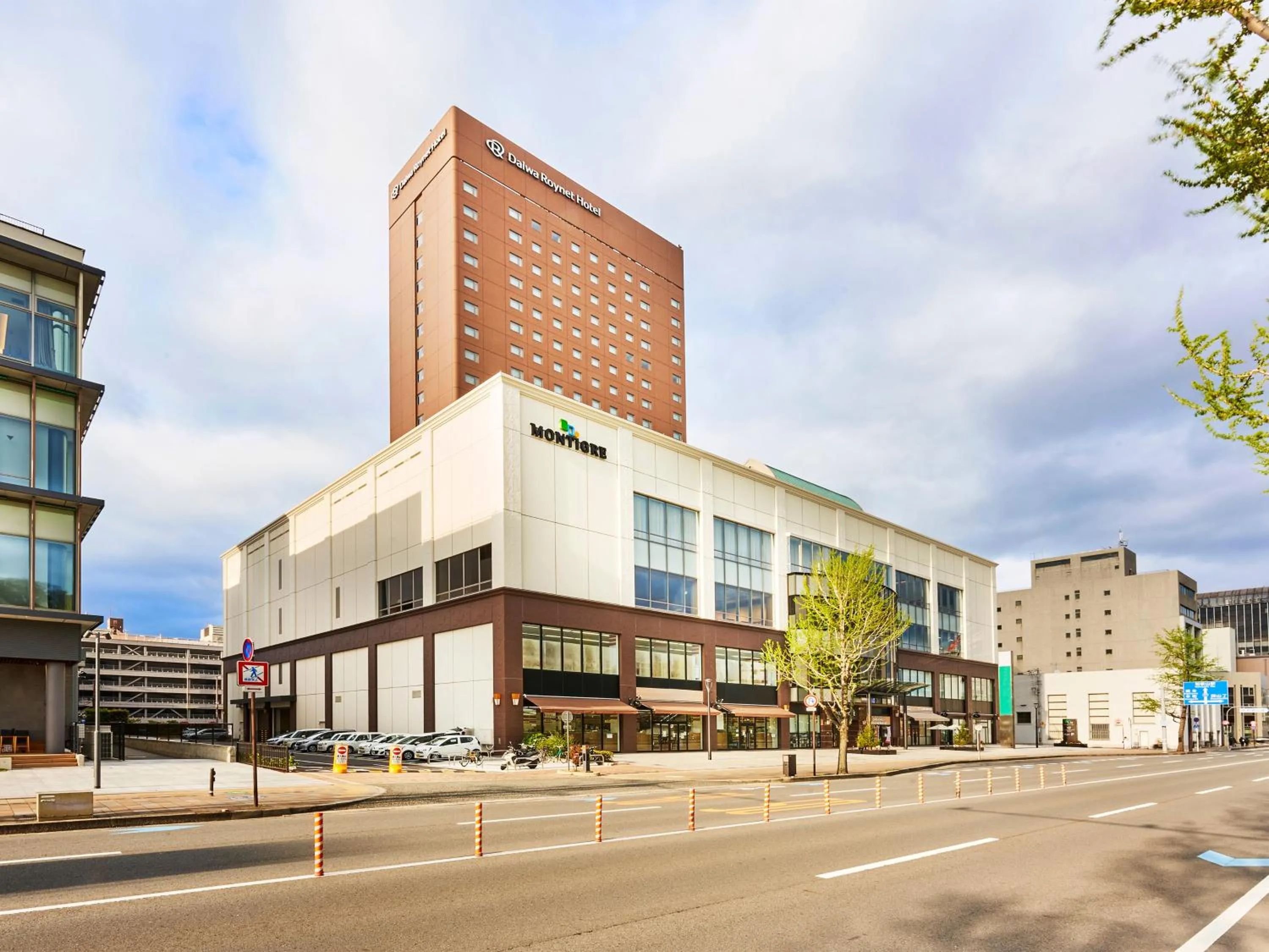 Property building in Daiwa Roynet Hotel Wakayama