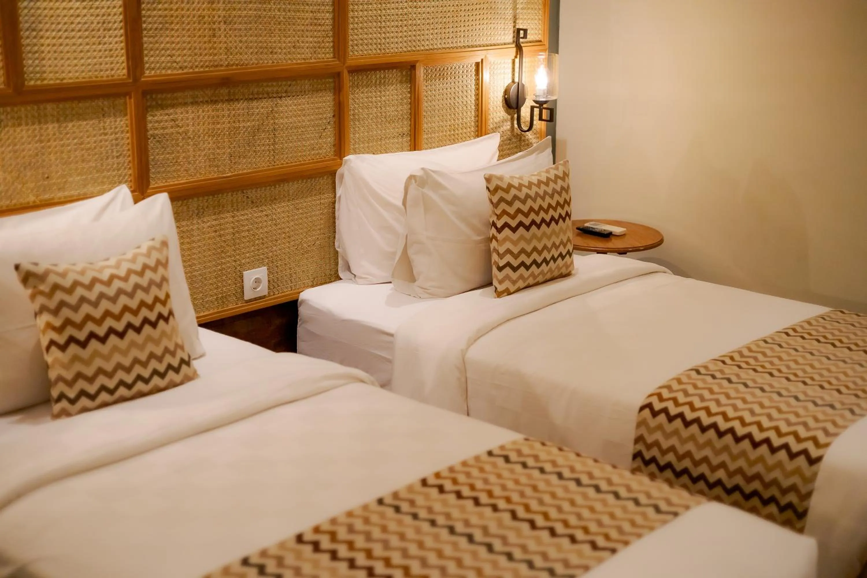 Bed in Fourteen Roses Boutique Hotel, Kuta