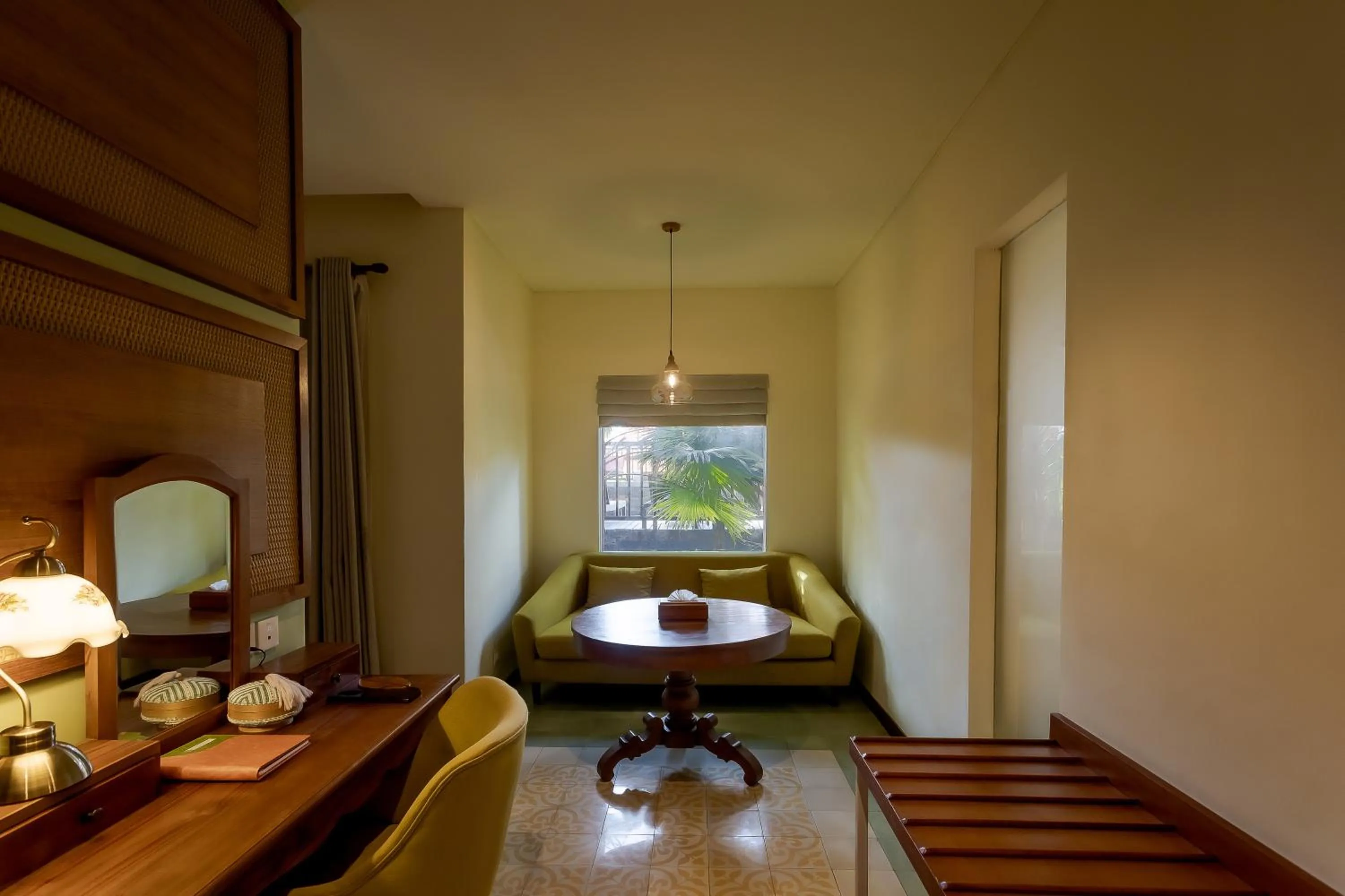 Living room in Fourteen Roses Boutique Hotel, Kuta