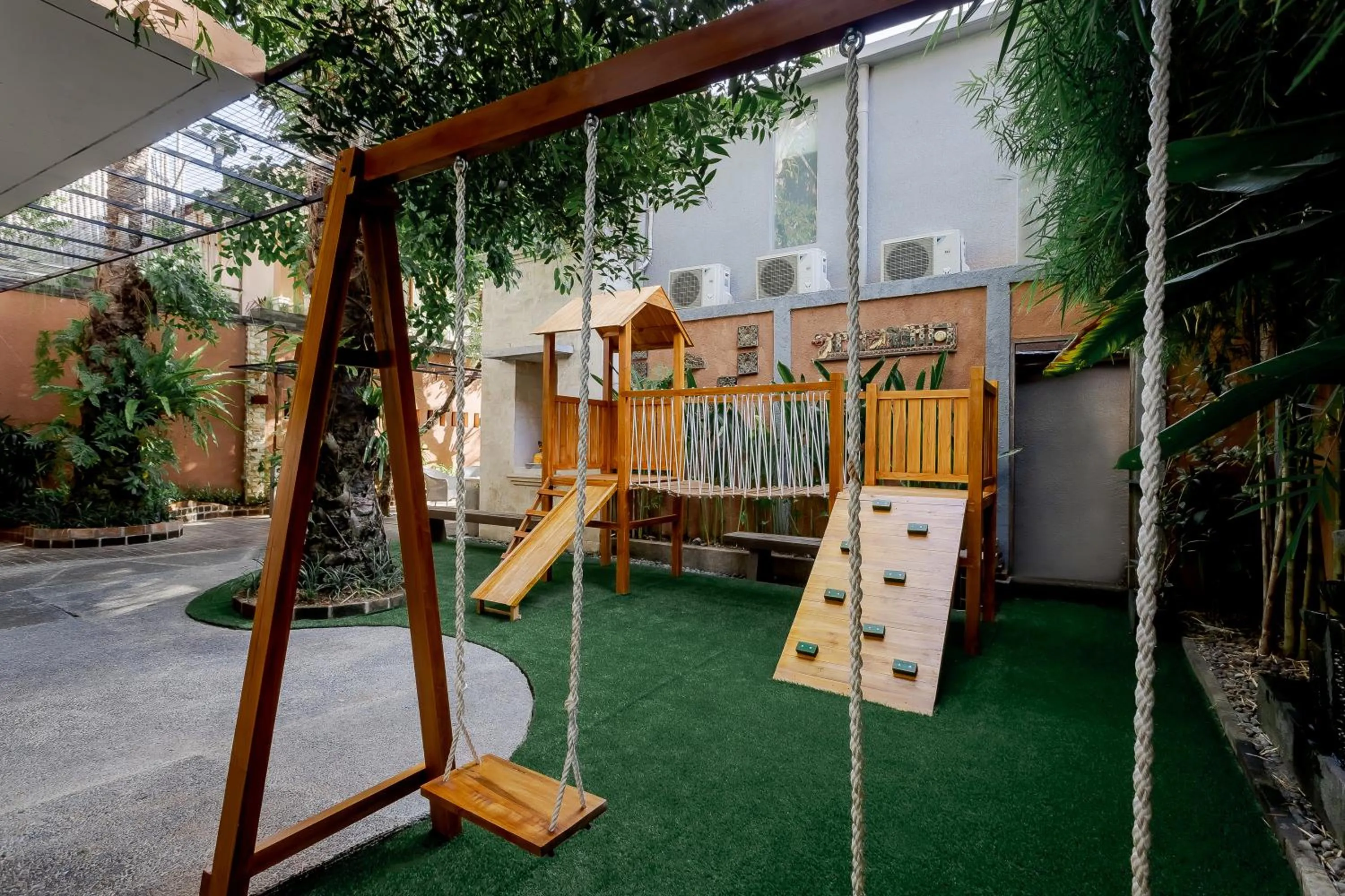 Children play ground in Fourteen Roses Boutique Hotel, Kuta