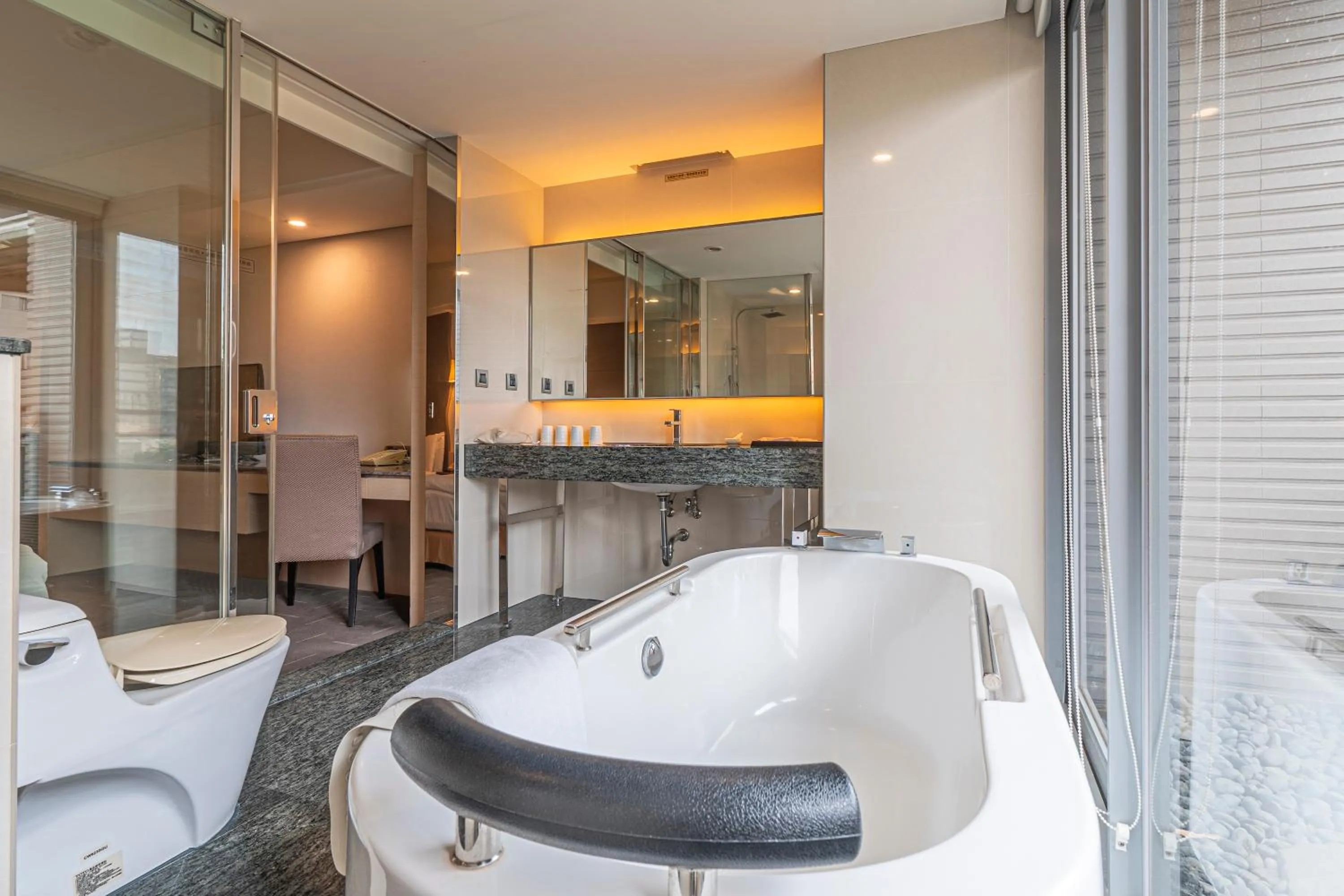 Bathroom in CHECK inn SELECT Taichung Dadun