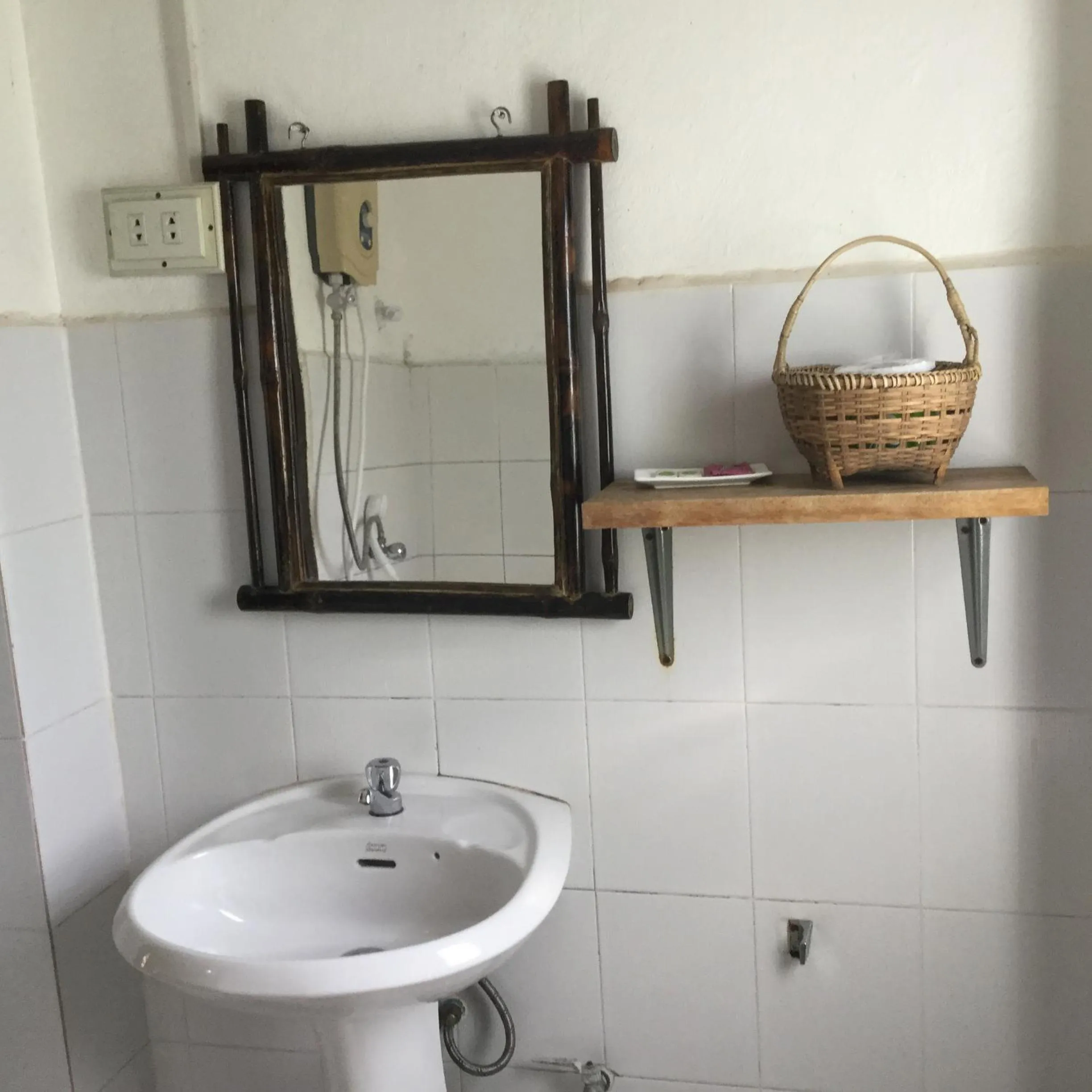 Shower in Champalao The Villa