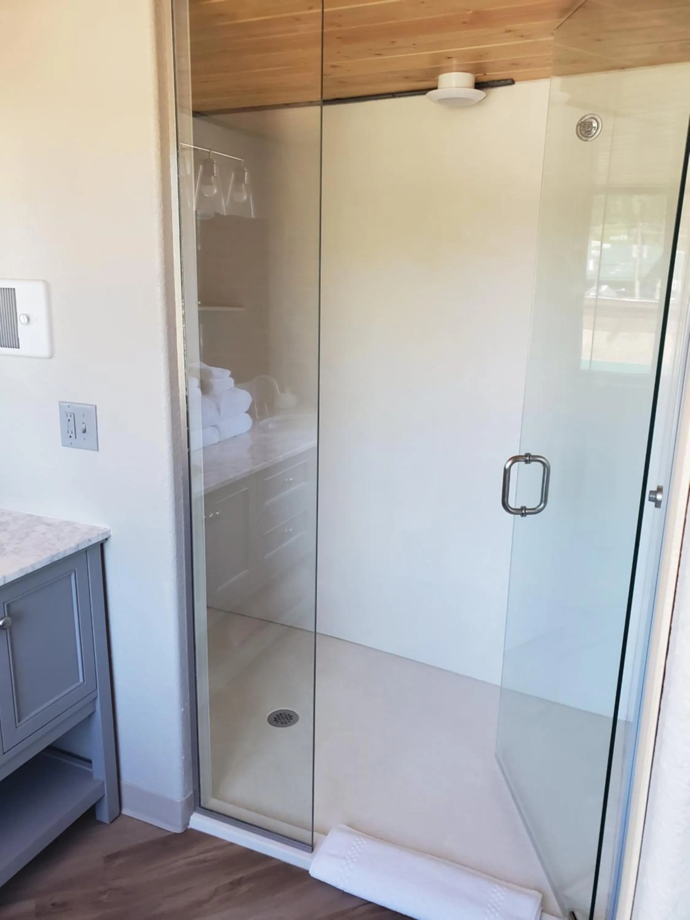 Shower in The Hotel Sturgis