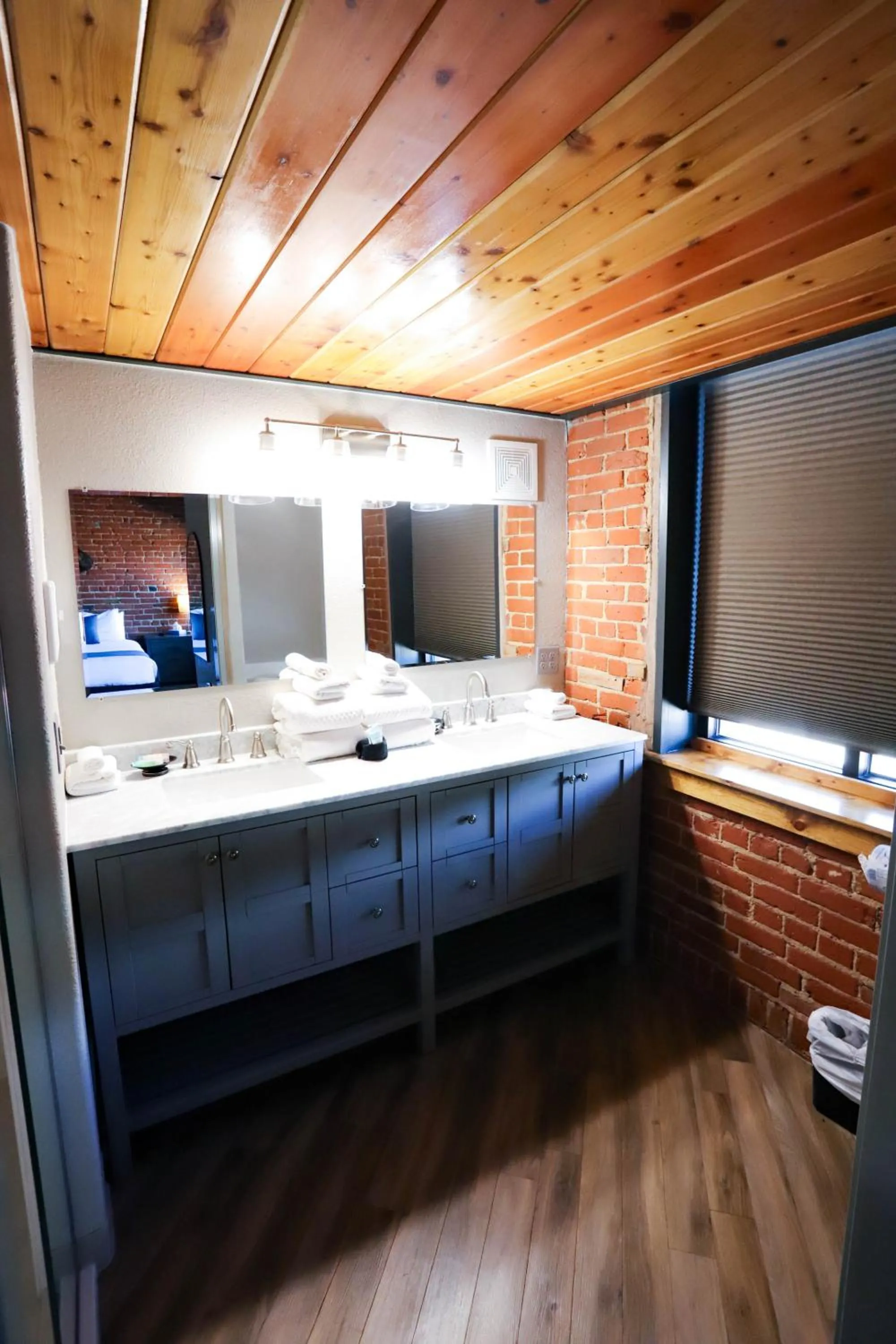 Property building, Bed in The Hotel Sturgis