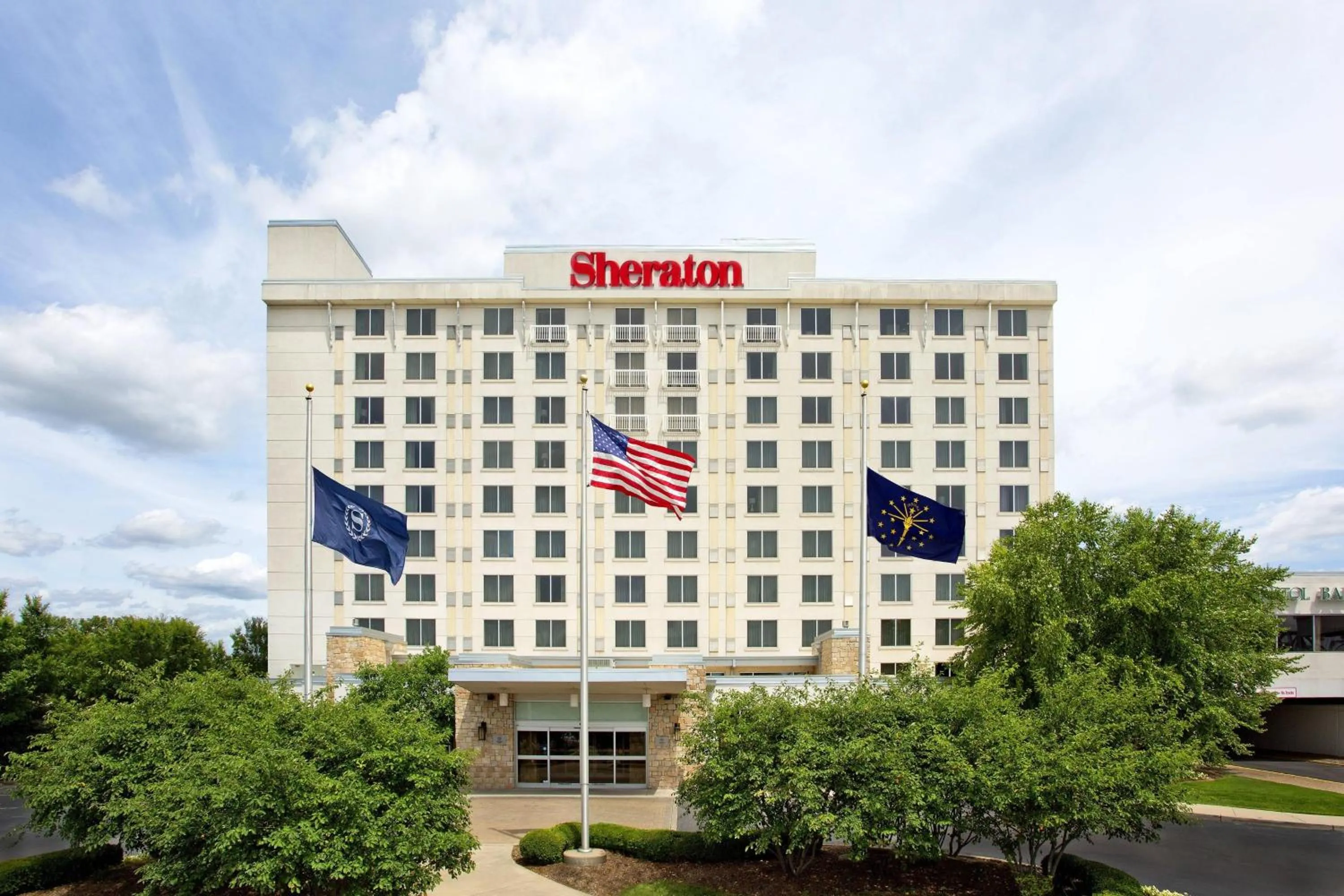 Property building in Sheraton Louisville Riverside Hotel