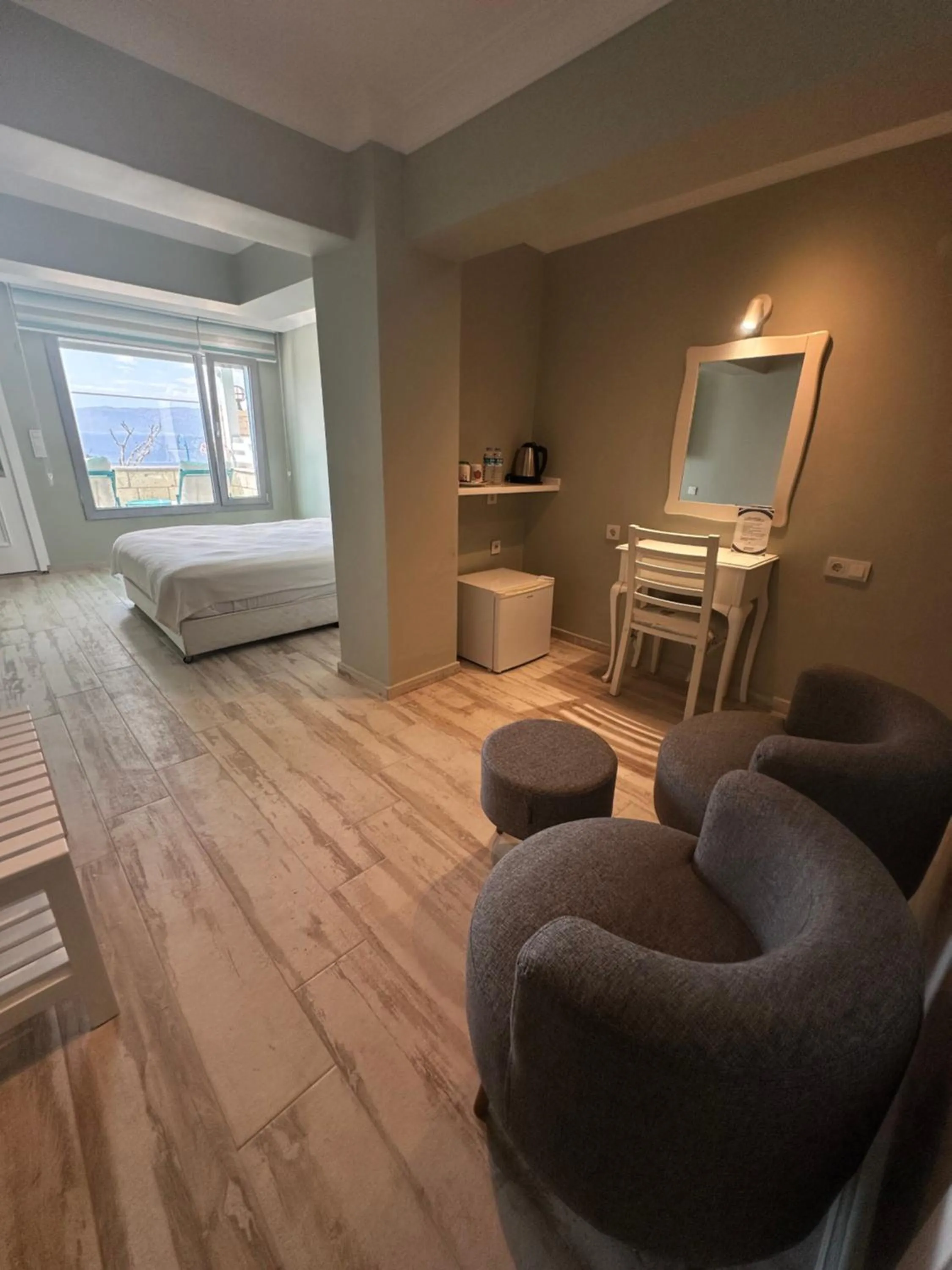 Seating area in Fener Hotel Café & Kahvalti