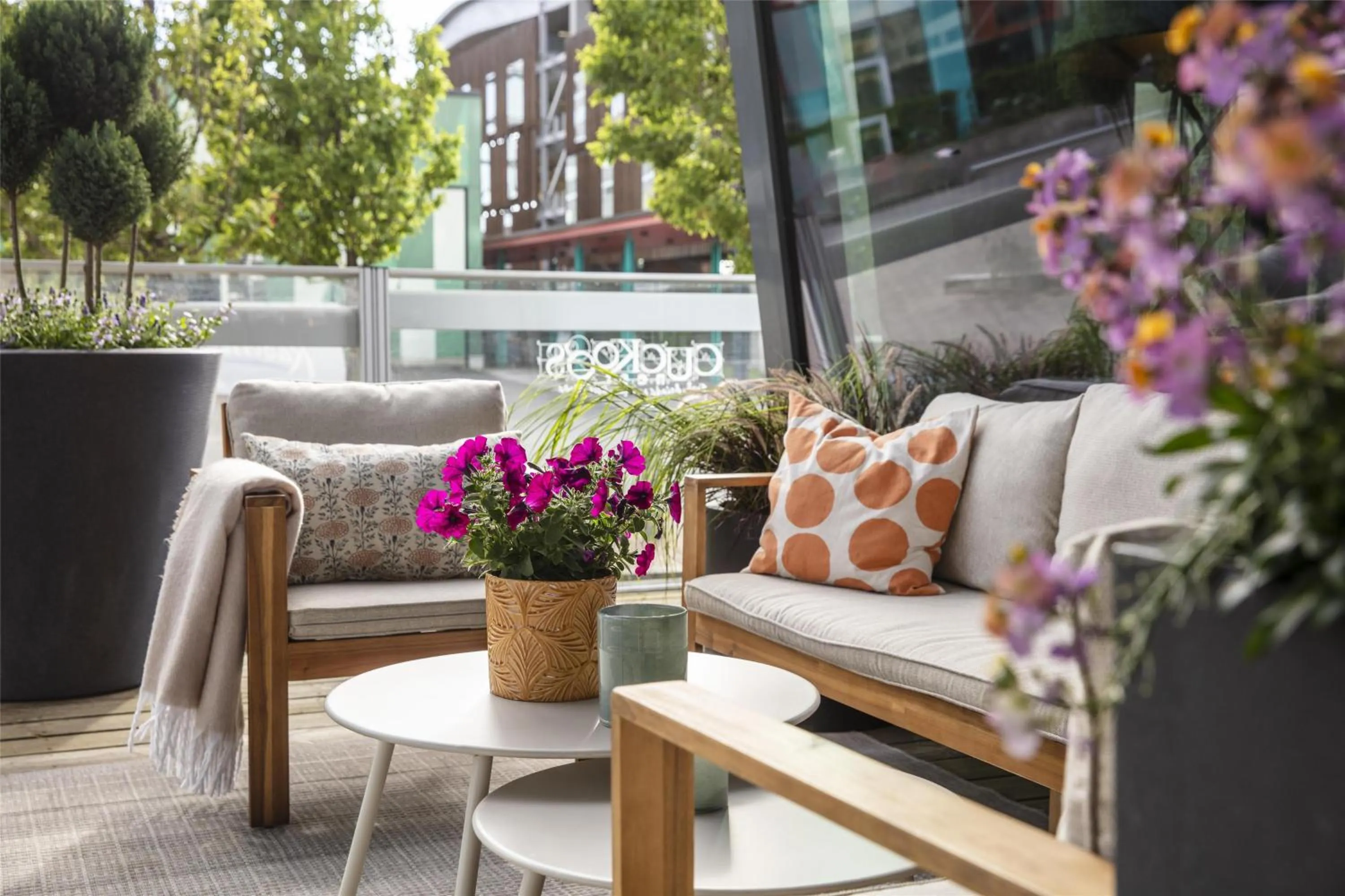 Lobby or reception in Radisson Blu Riverside Hotel