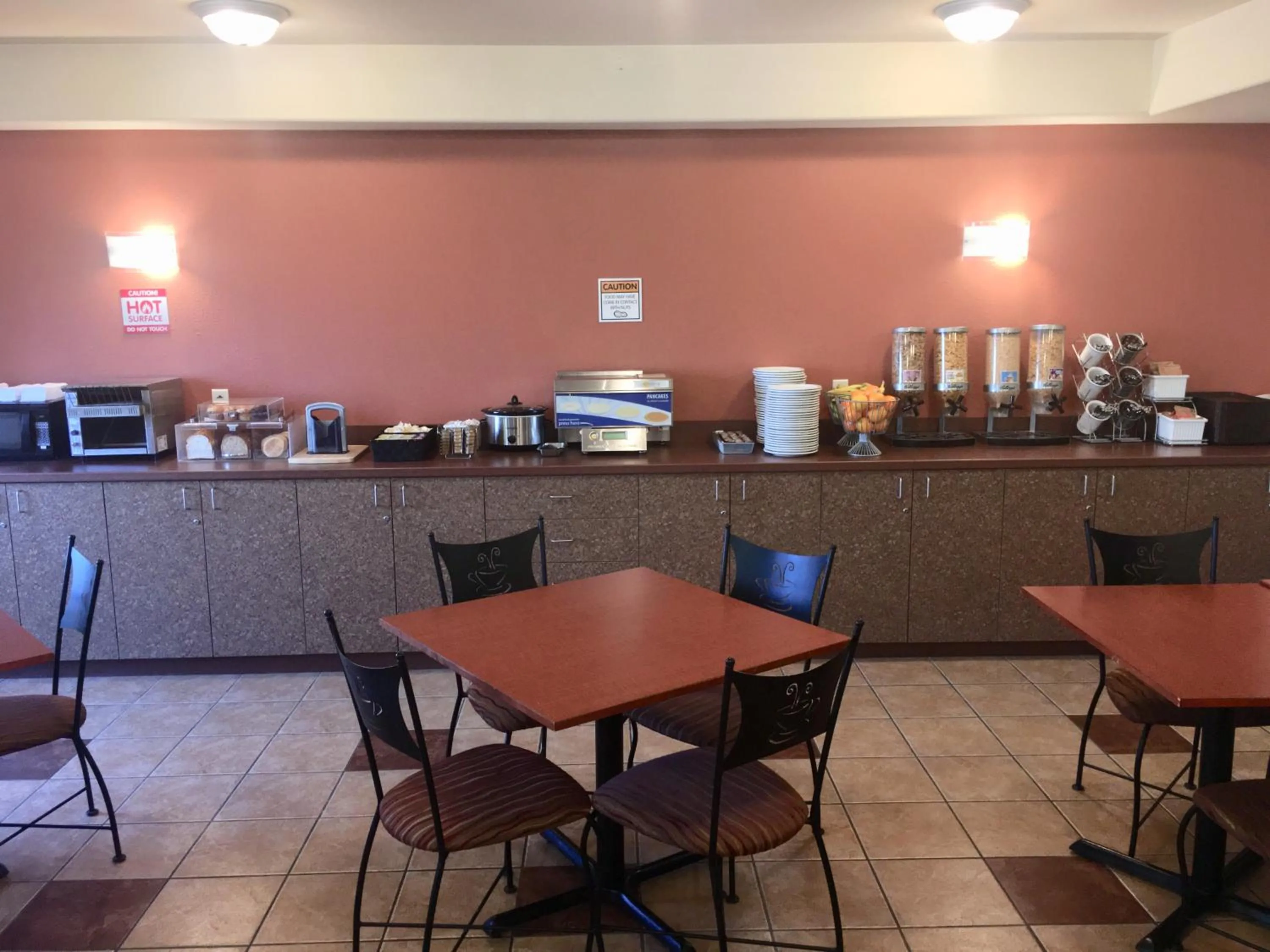 Dining area, Restaurant/Places to Eat in Super 8 by Wyndham St Johns