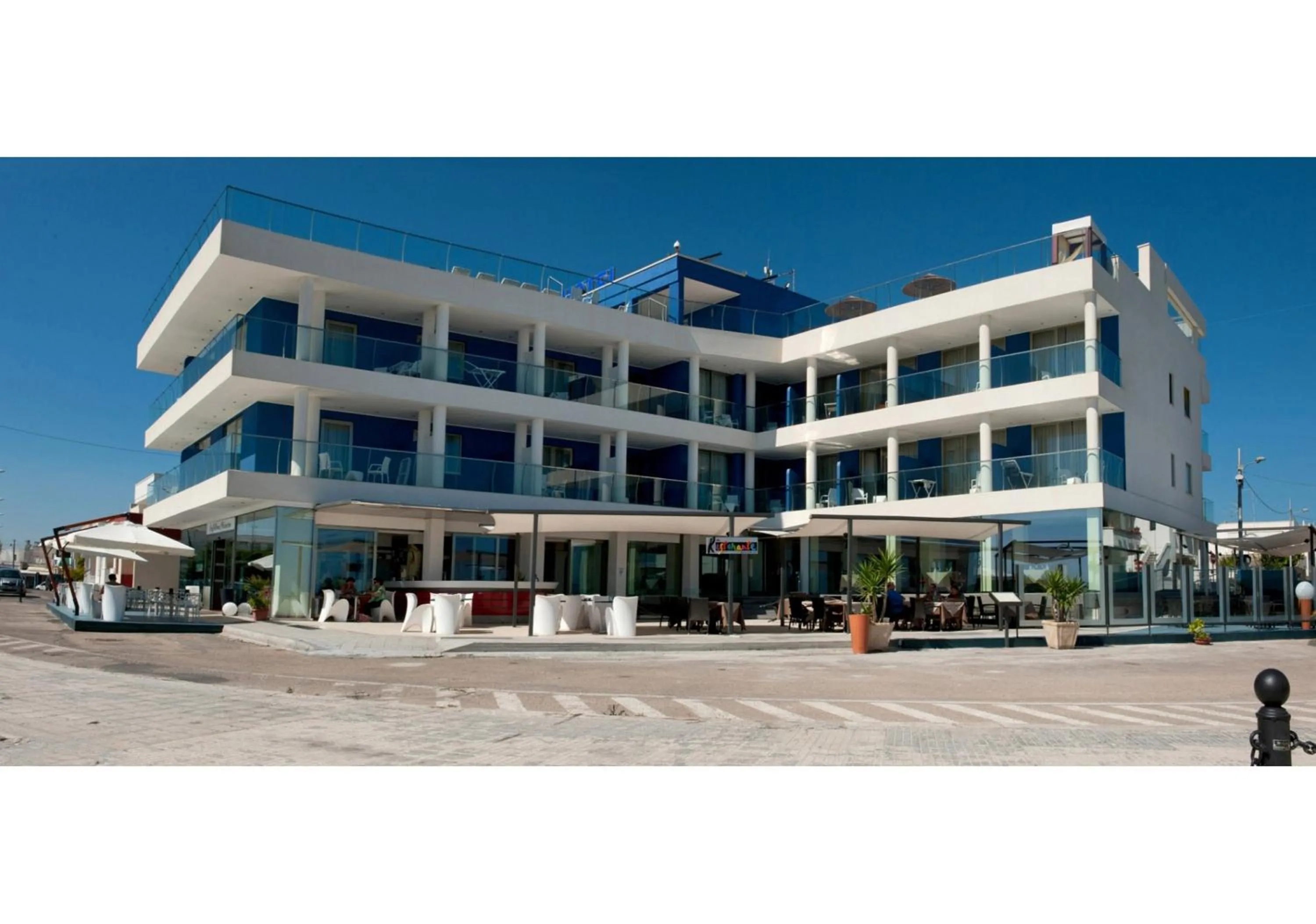 Facade/entrance in Hotel Belvedere