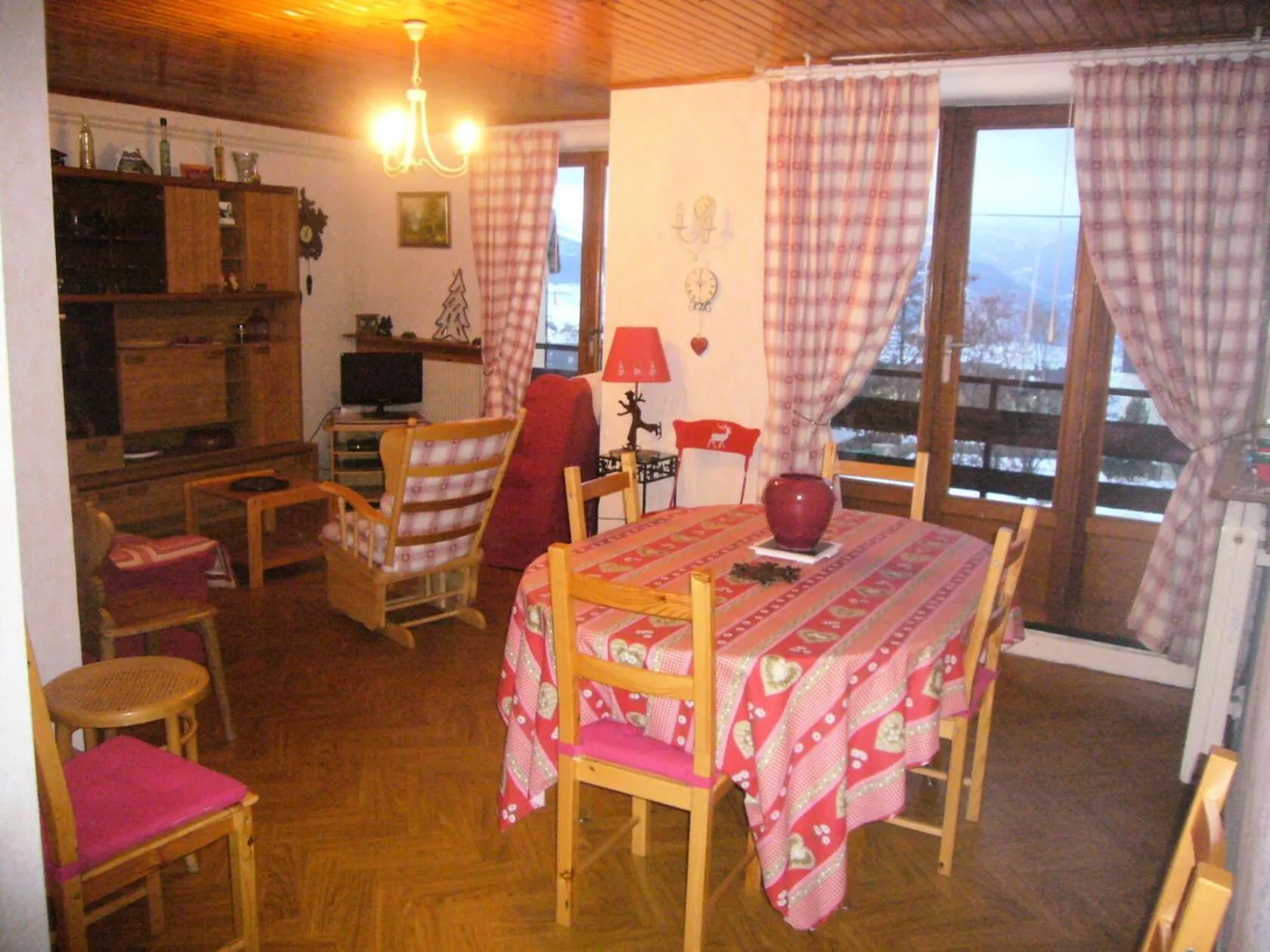 Appartement 3 pièces 7 pers avec vue magnifique sur les Pyrénées - 3 Pièces 7 personnes MAE-3855