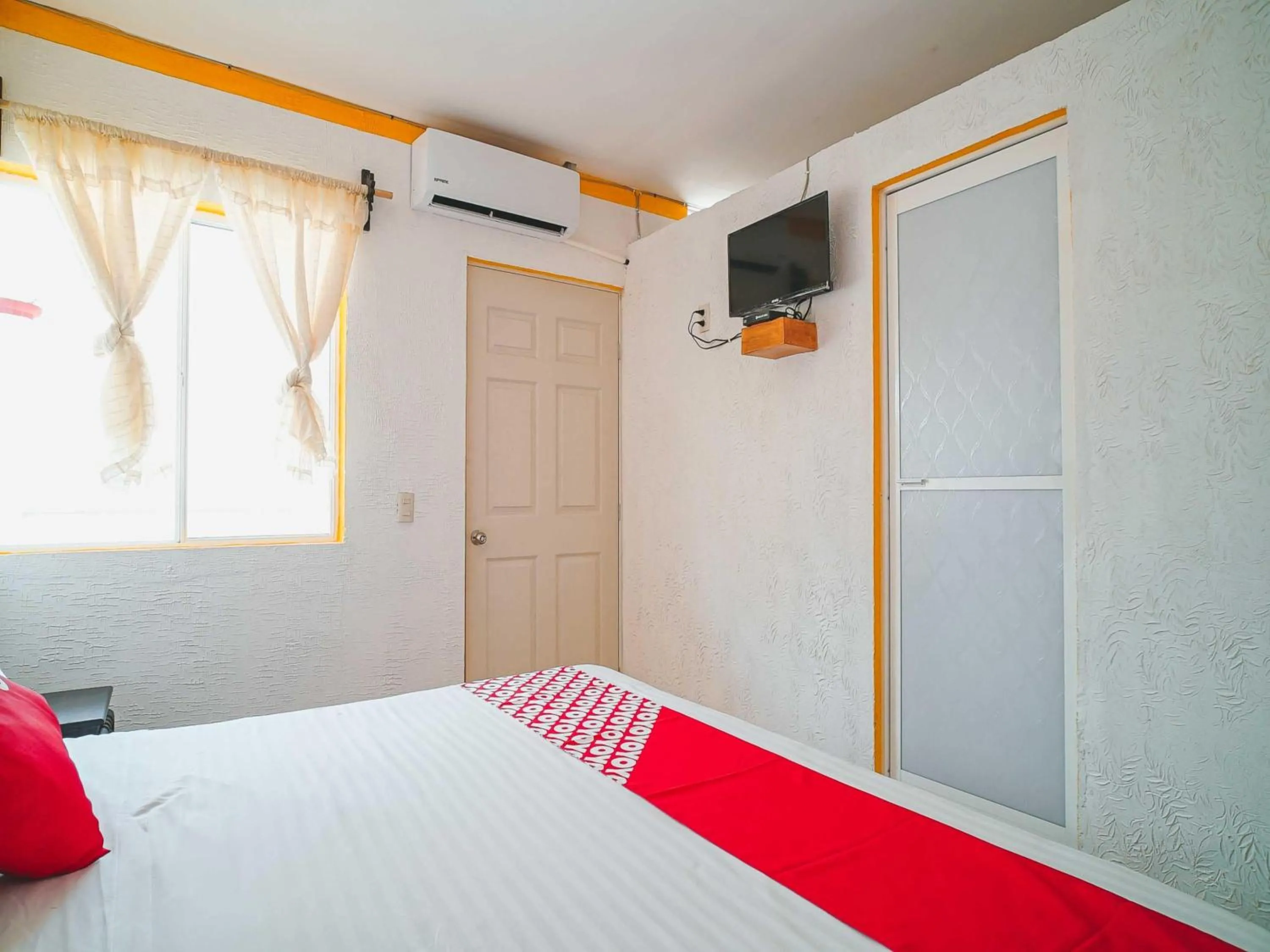 Bedroom, Bed in OYO Hospedaje Colibri