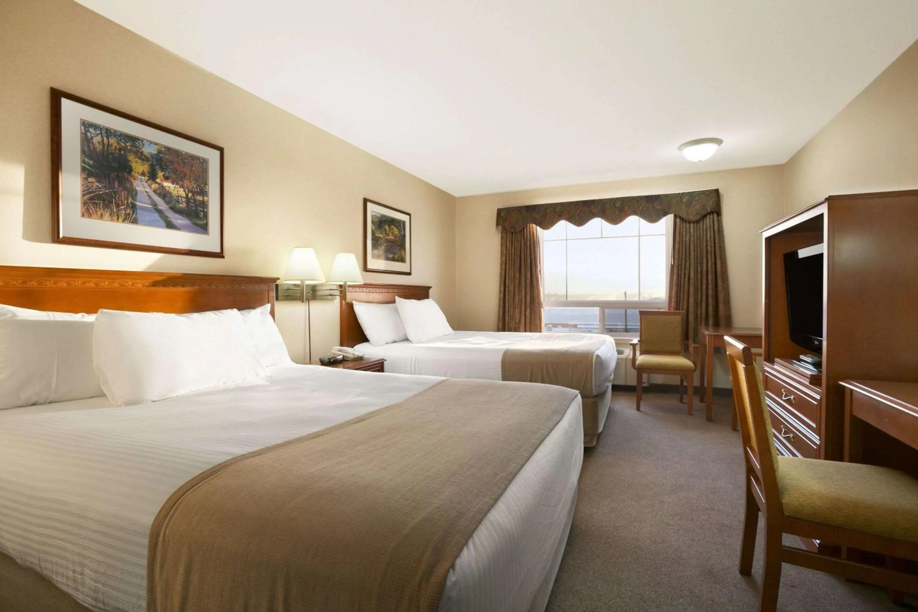 On site, Bed in Super 8 by Wyndham High Level AB