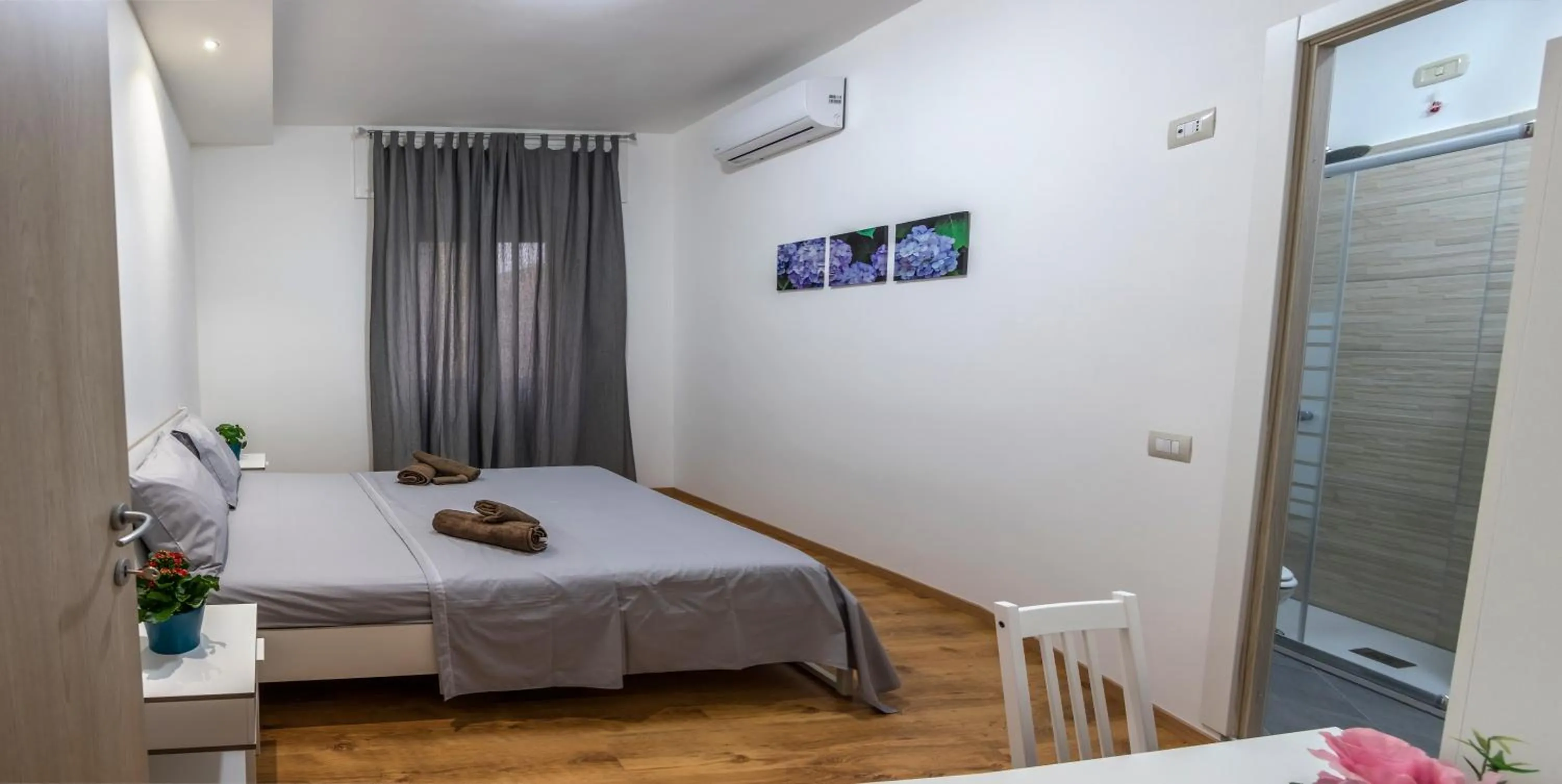 Bed in CASAMINA