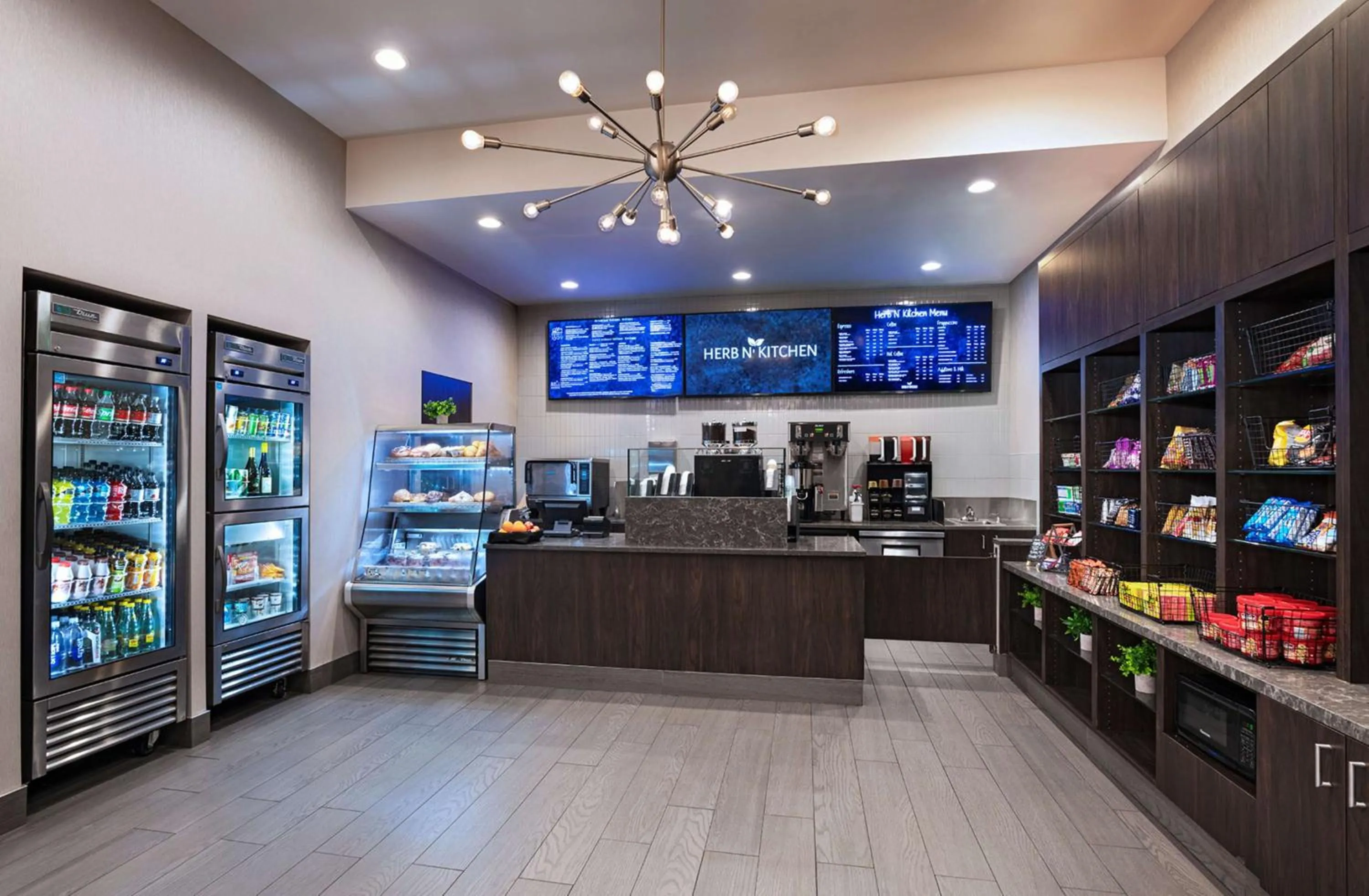 Restaurant/places to eat in Hilton Houston Plaza/Medical Center