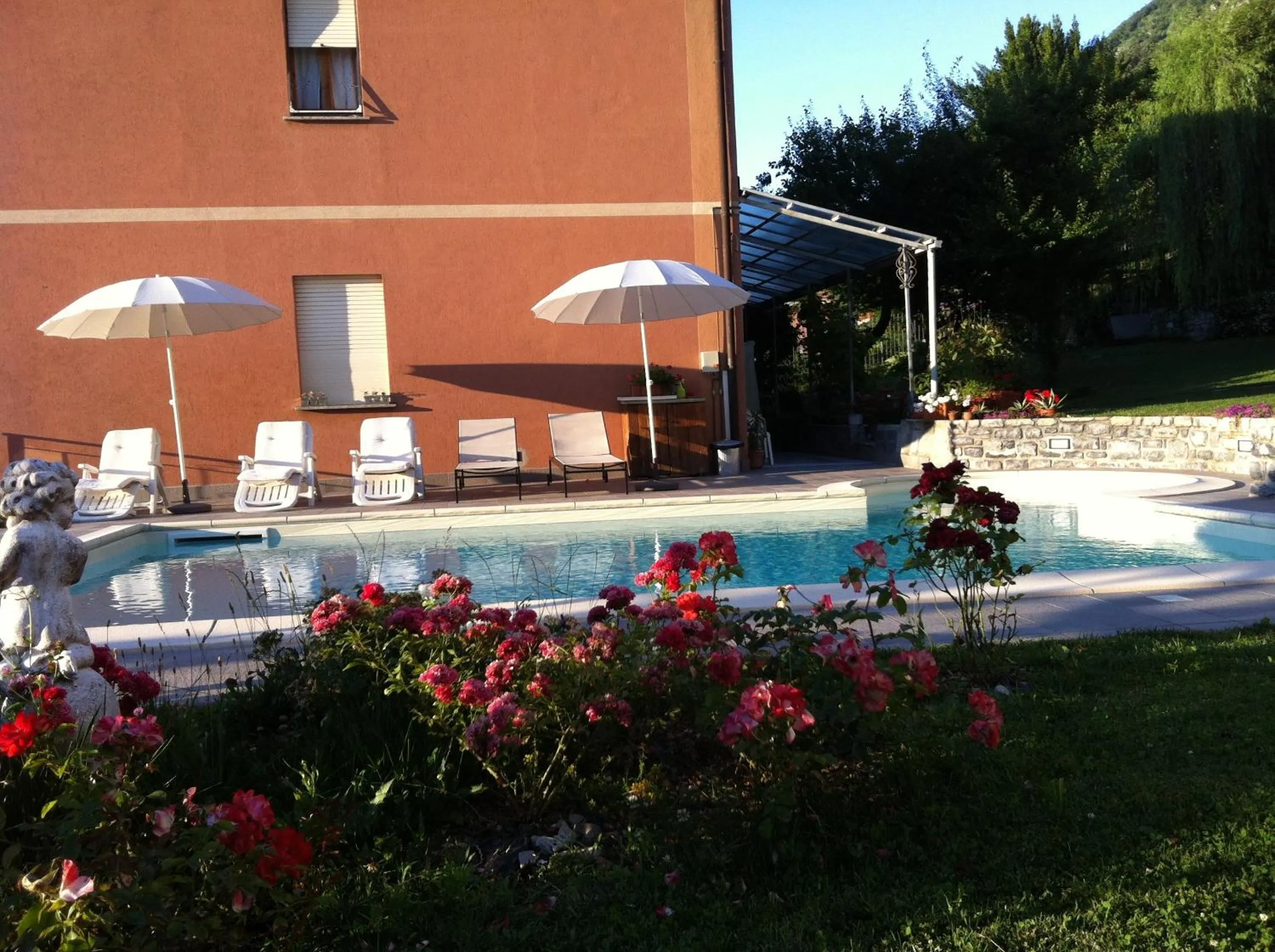 Day in B&B Cherry En Rose