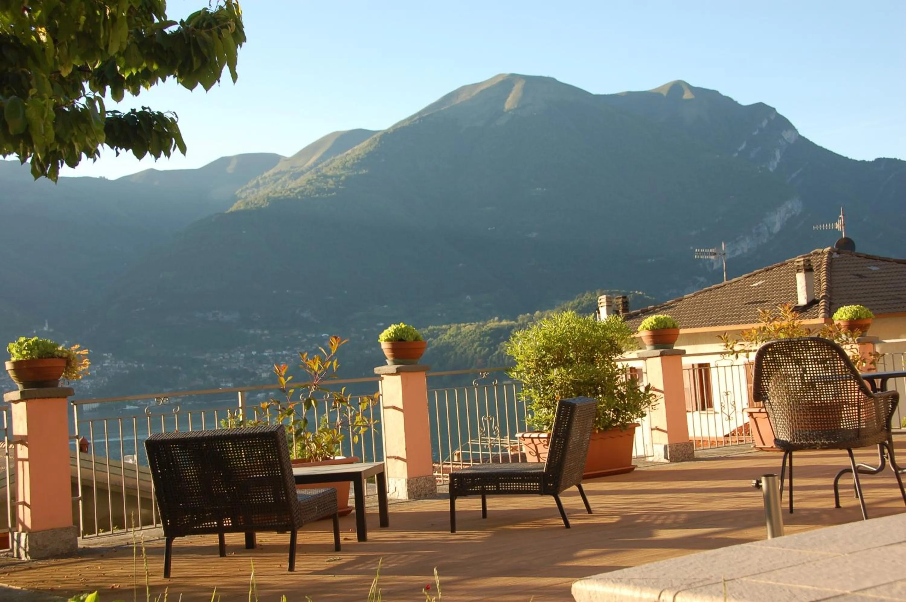 Patio in B&B Cherry En Rose