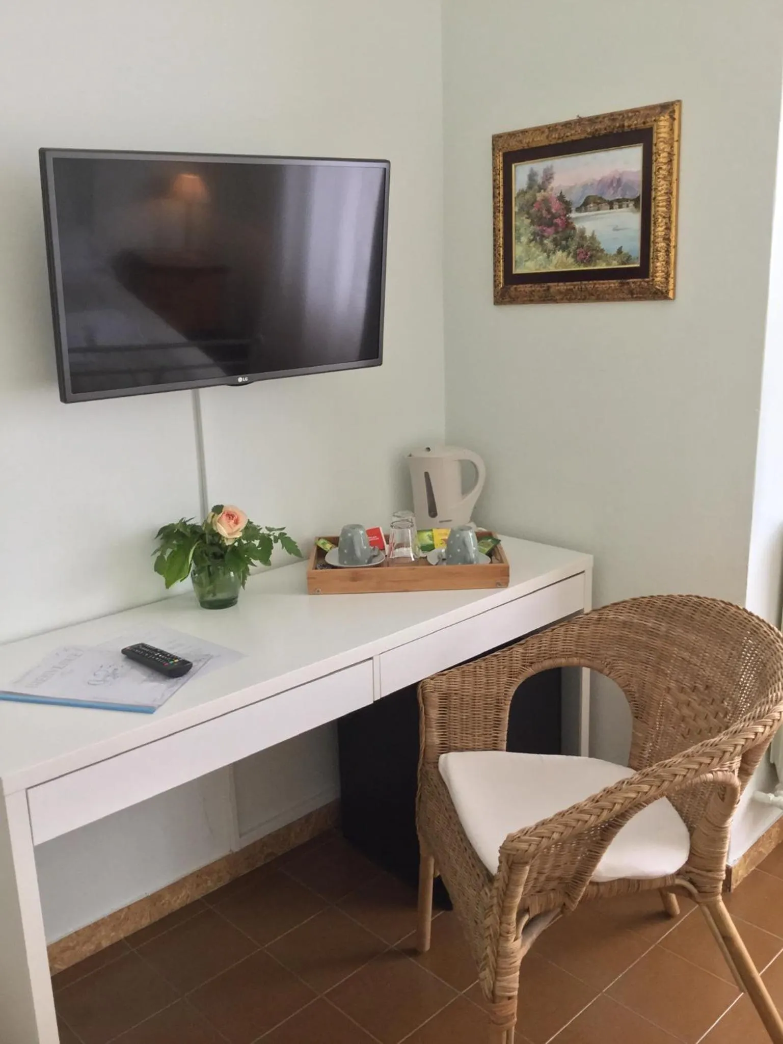 TV and multimedia in B&B Cherry En Rose