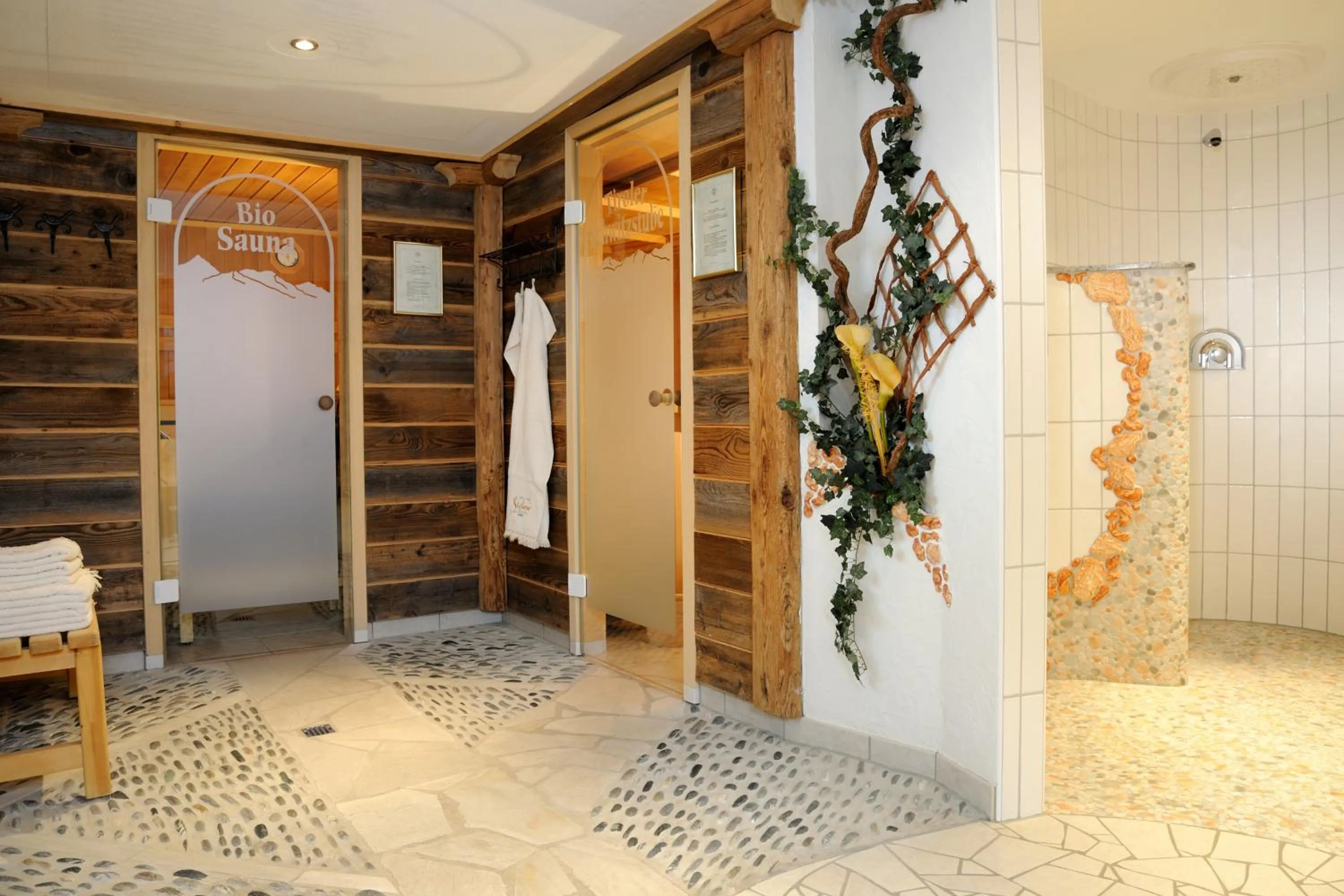 Spa and wellness centre/facilities in Hotel Garni Stefanie
