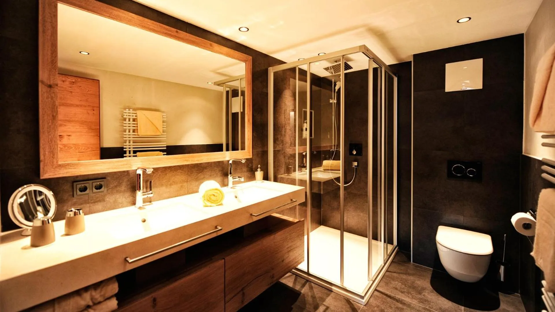 Bathroom in Hotel Garni Stefanie