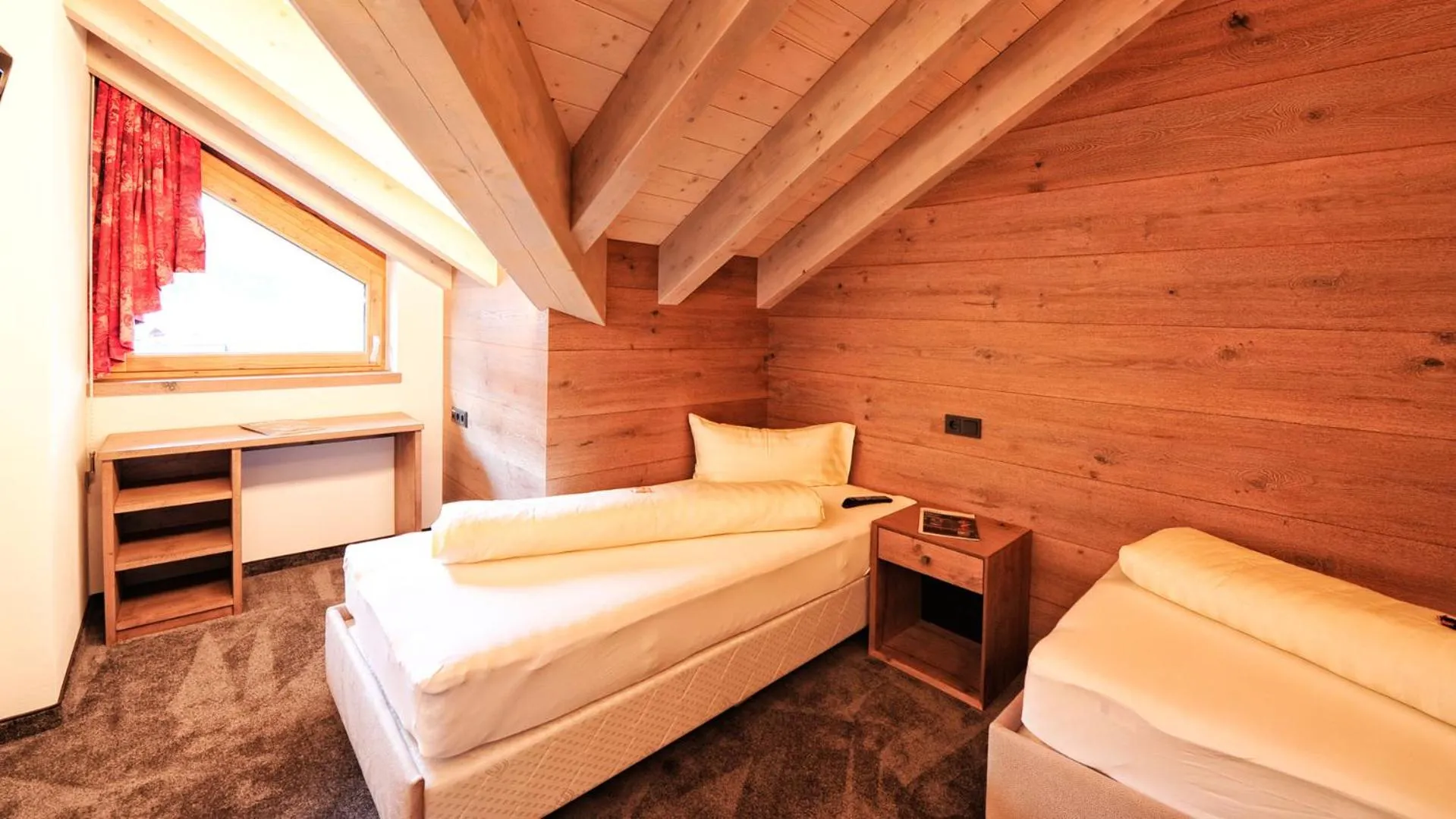 Bed in Hotel Garni Stefanie