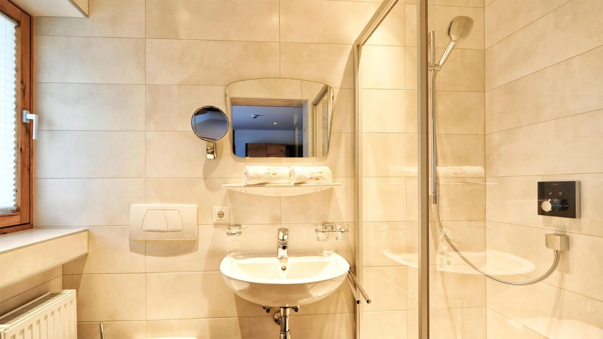 Shower in Hotel Garni Stefanie