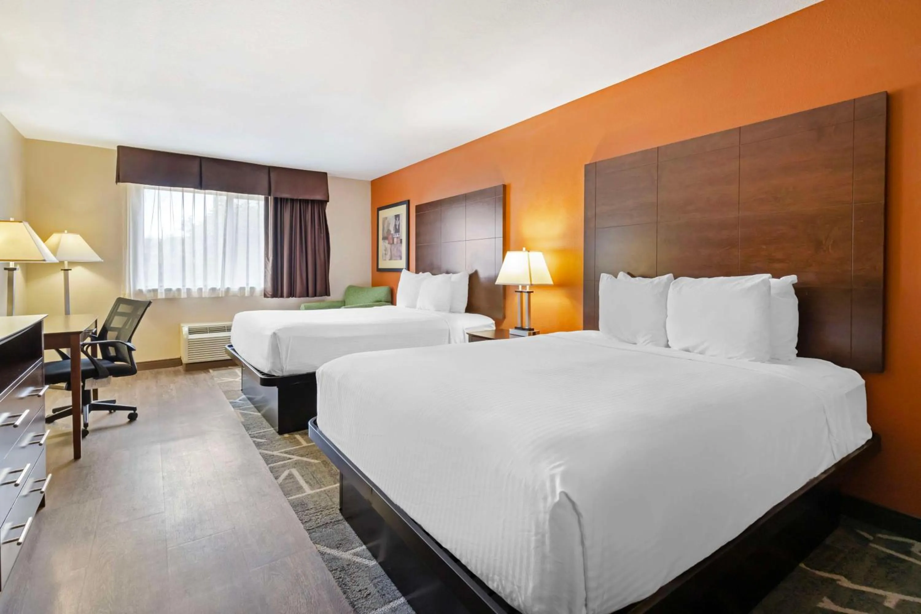 Bedroom, Bed in Best Western Inn & Suites New Braunfels