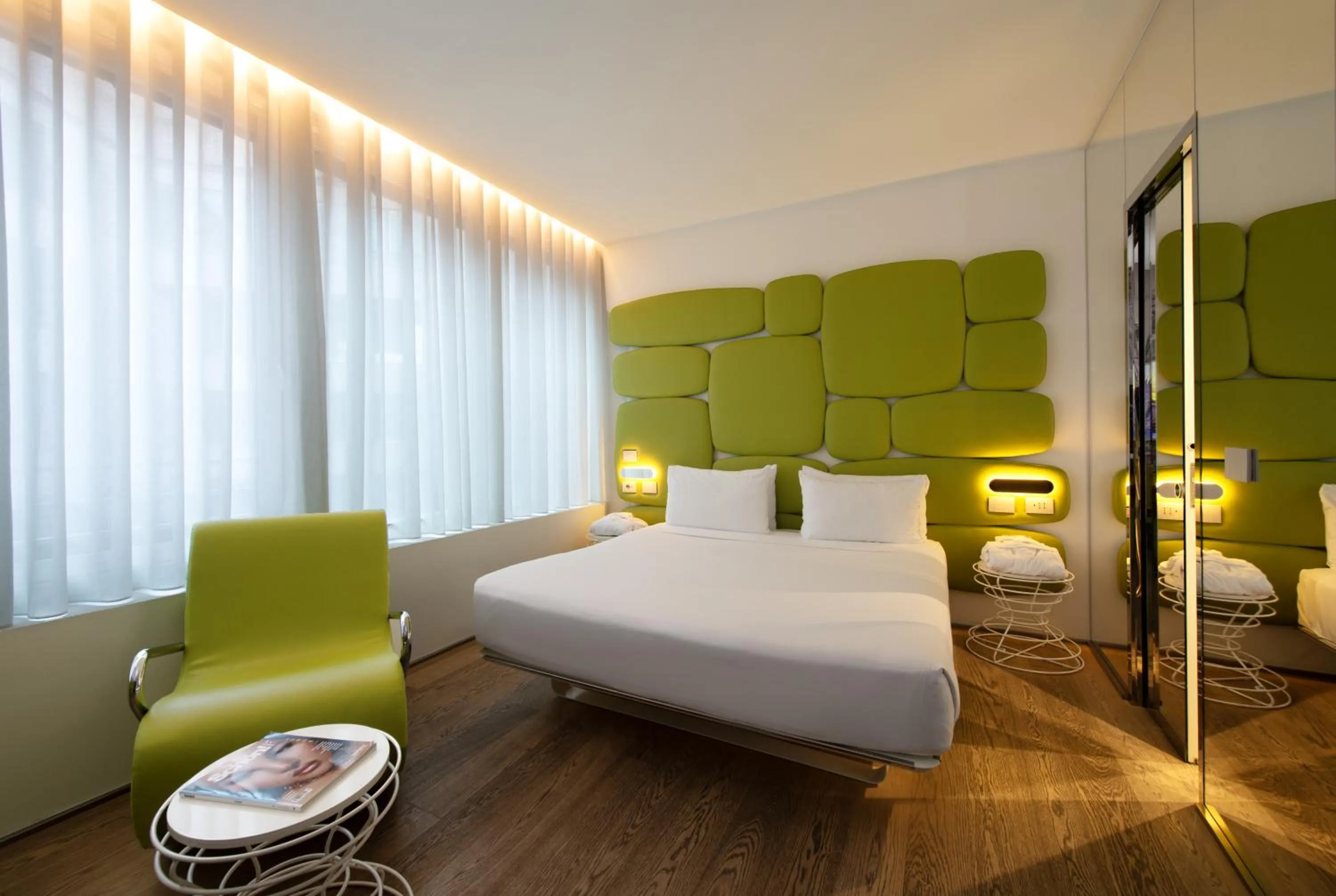 Photo of the whole room, Bed in The Street Milano Duomo | a Design Boutique Hotel