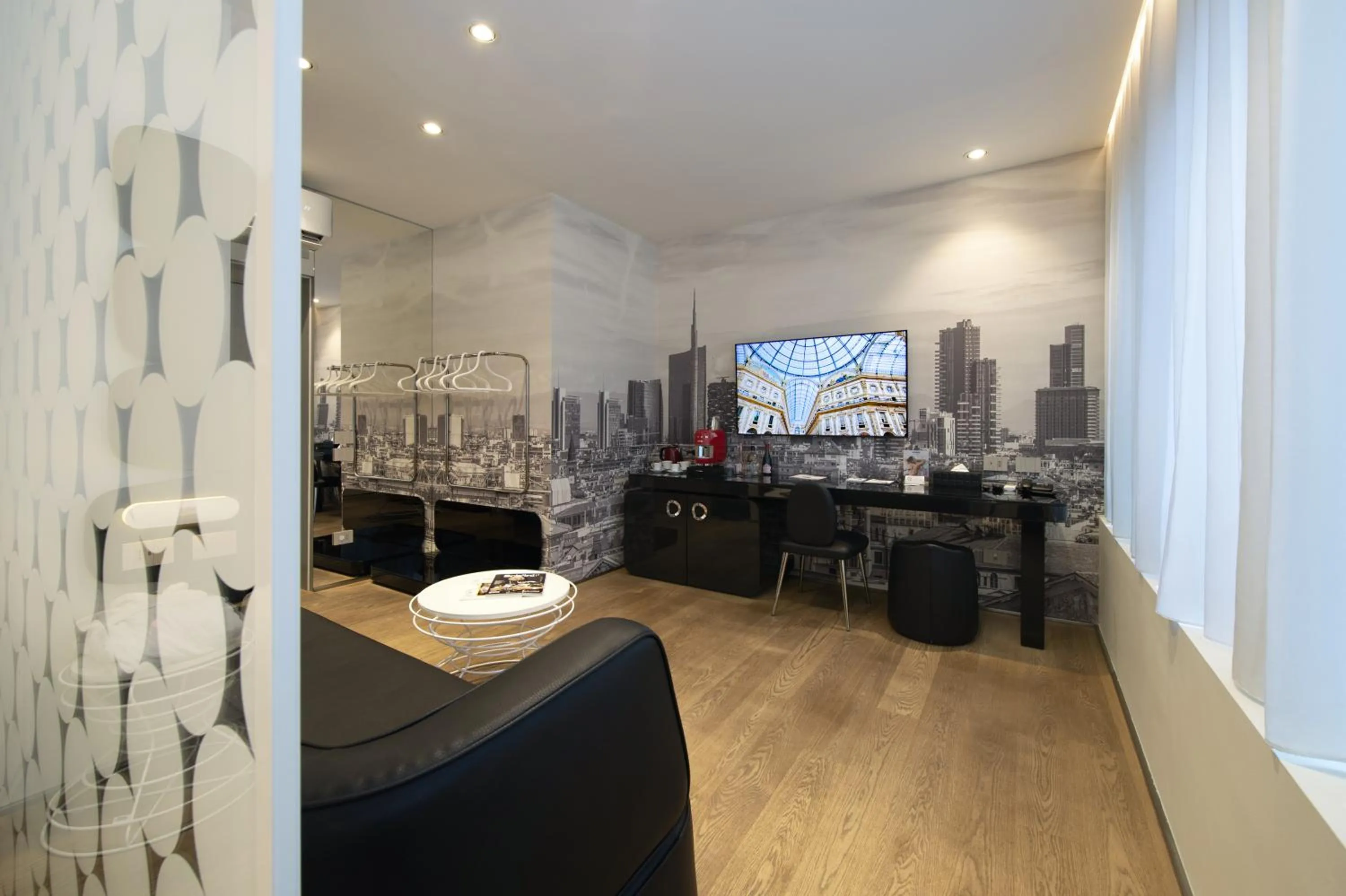 Photo of the whole room in The Street Milano Duomo | a Design Boutique Hotel