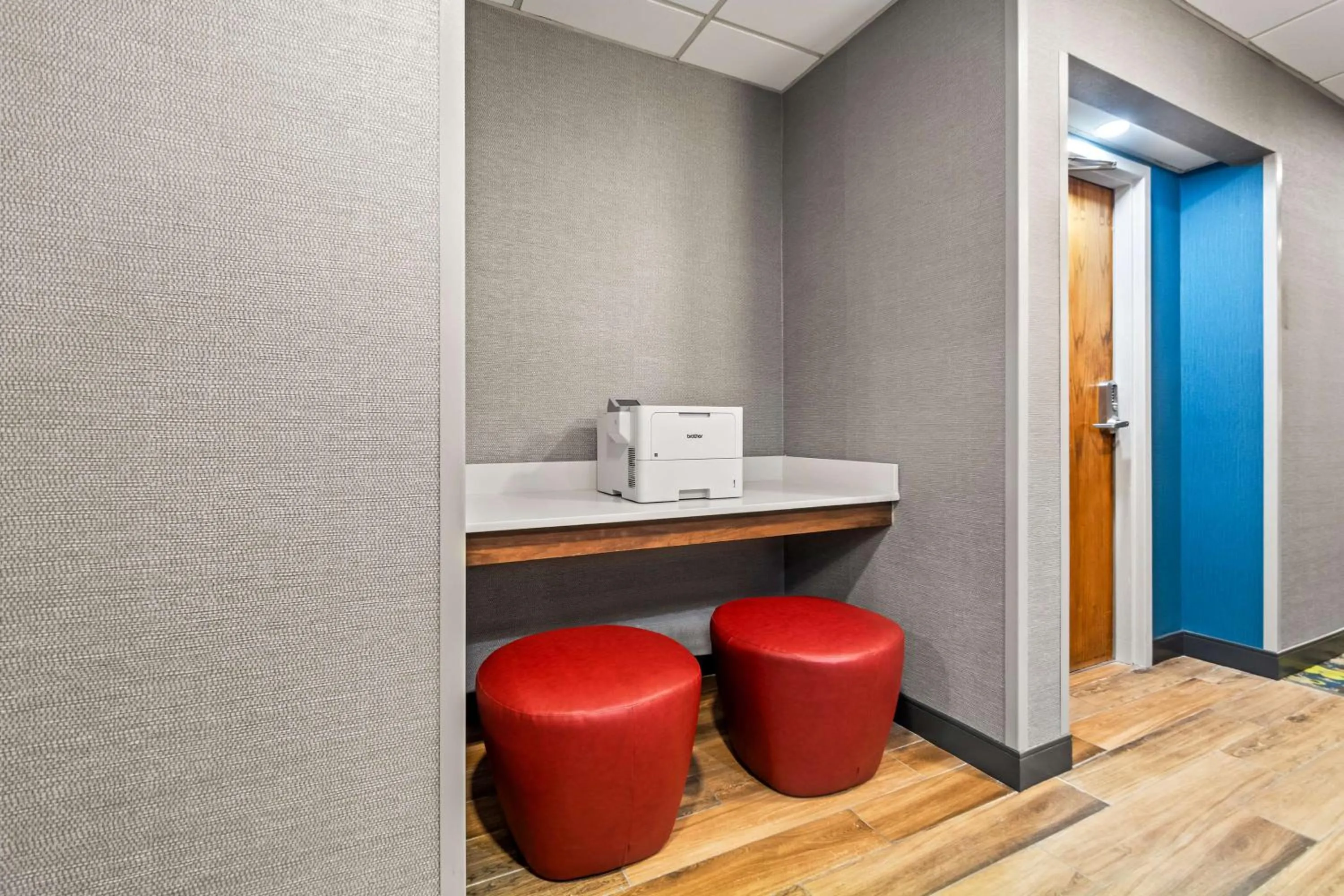 Business facilities in Hampton Inn Lexington - Georgetown I-75
